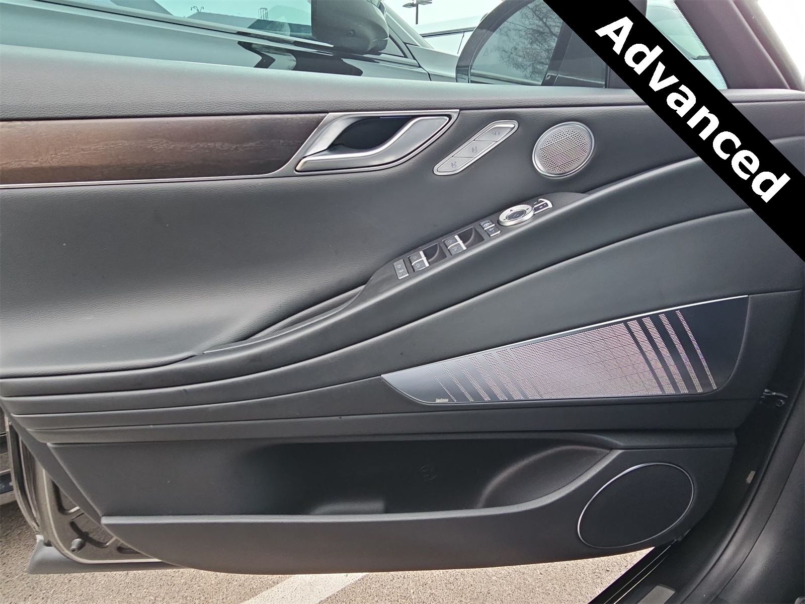 Thumbnail: 2024 Genesis G80 - 28