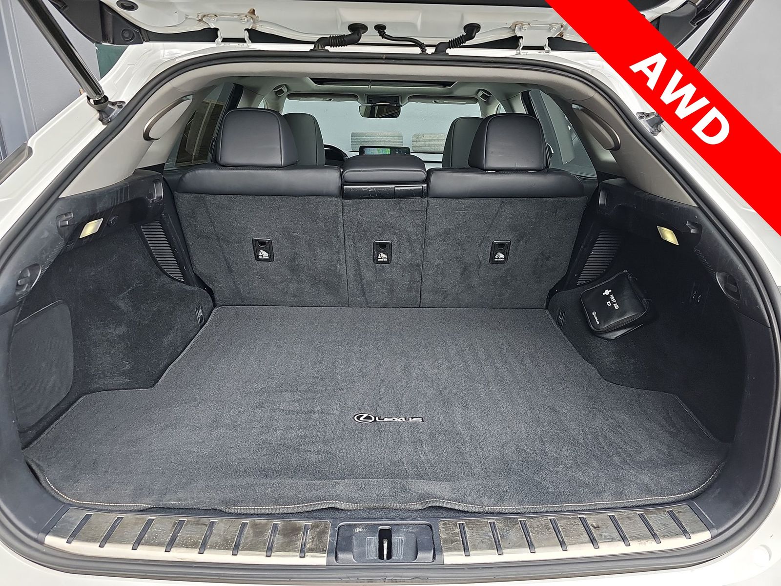 Thumbnail: 2020 Lexus RX - 23