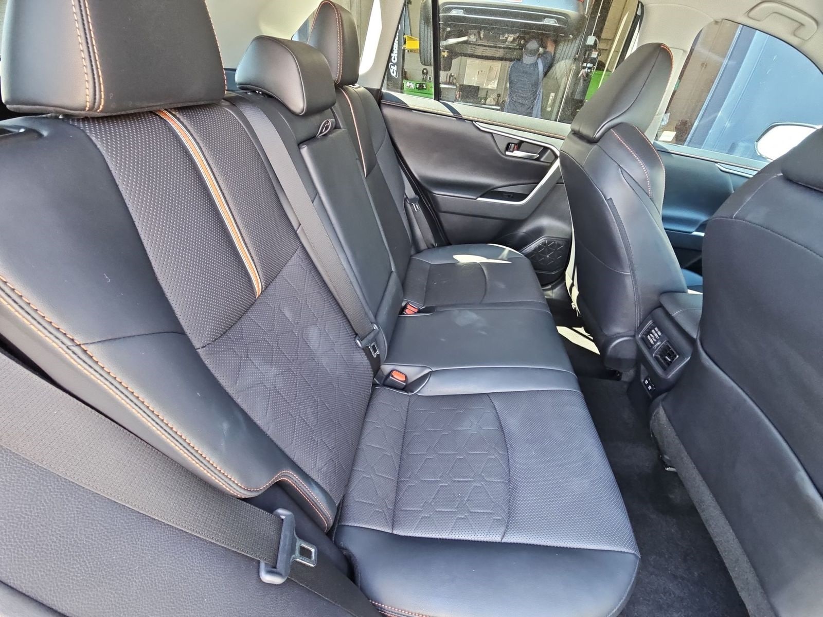 Thumbnail: 2019 Toyota RAV4 - 18