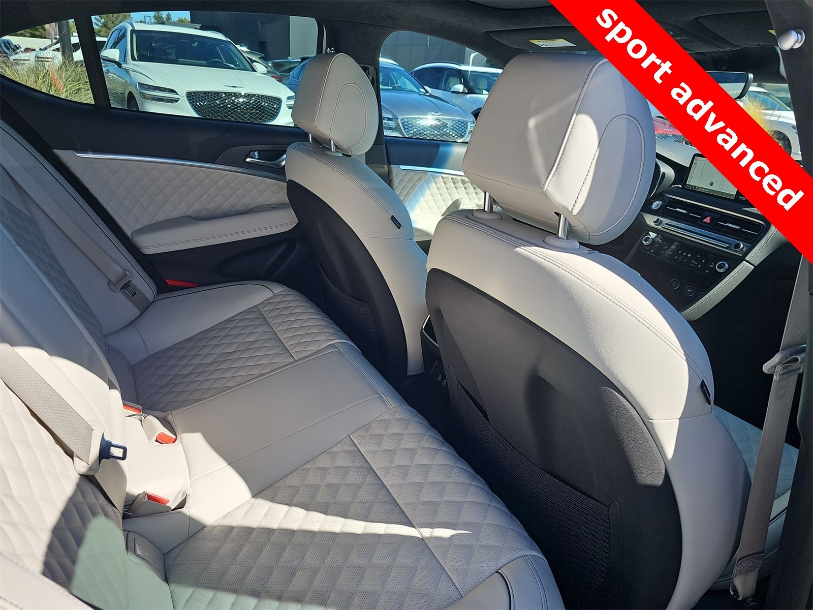 Thumbnail: 2025 Genesis G70 - 16