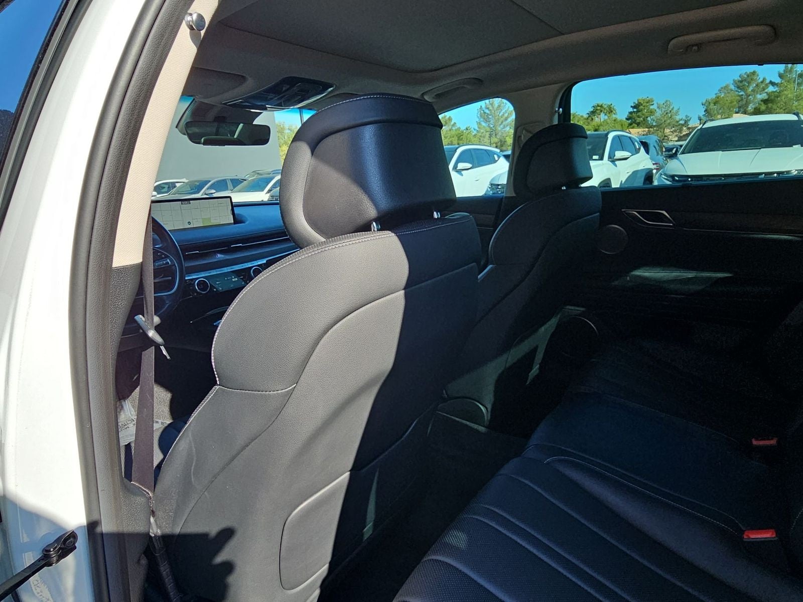 Thumbnail: 2023 Genesis G80 - 17