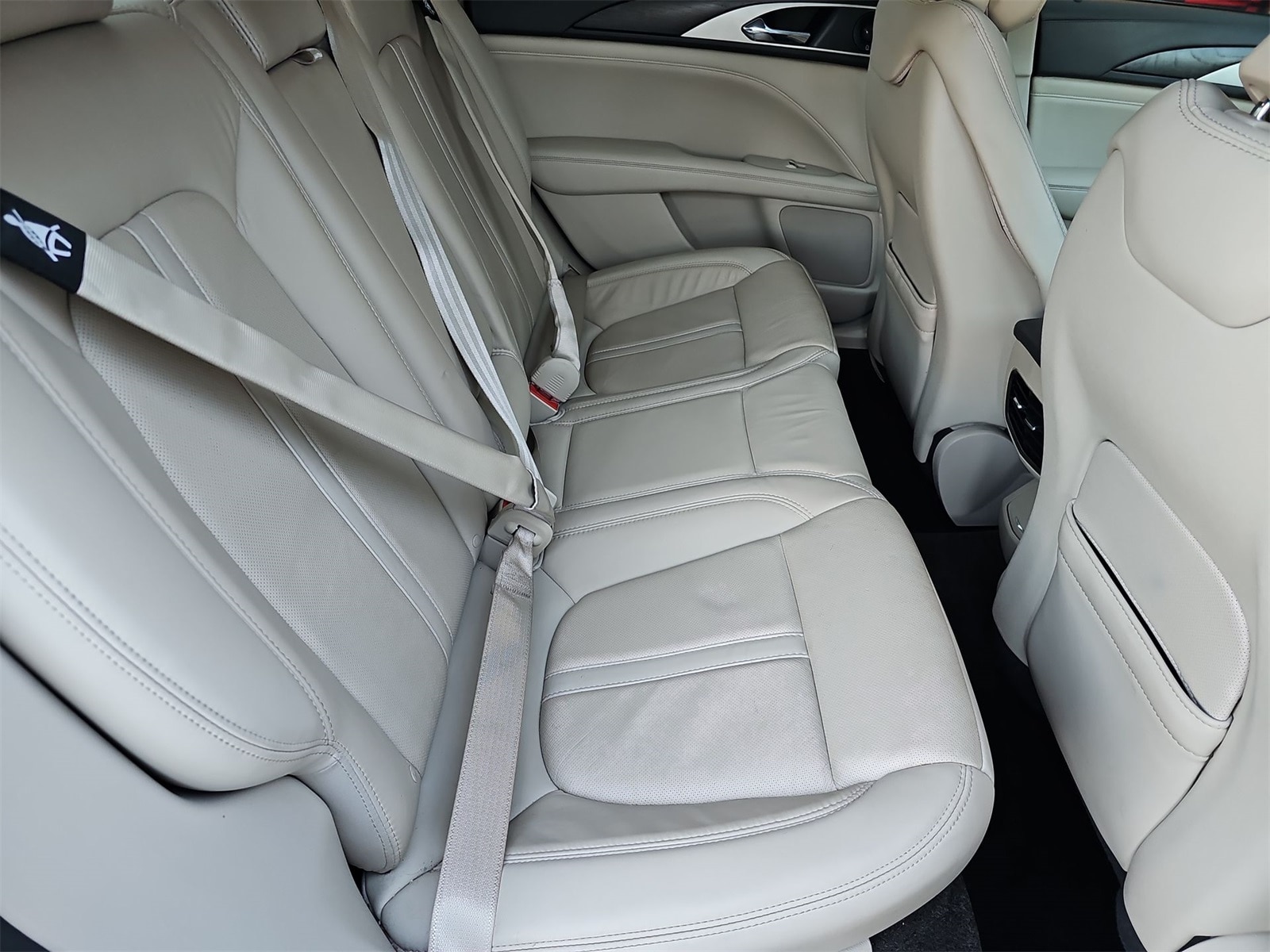 Thumbnail: 2018 Lincoln MKZ - 16