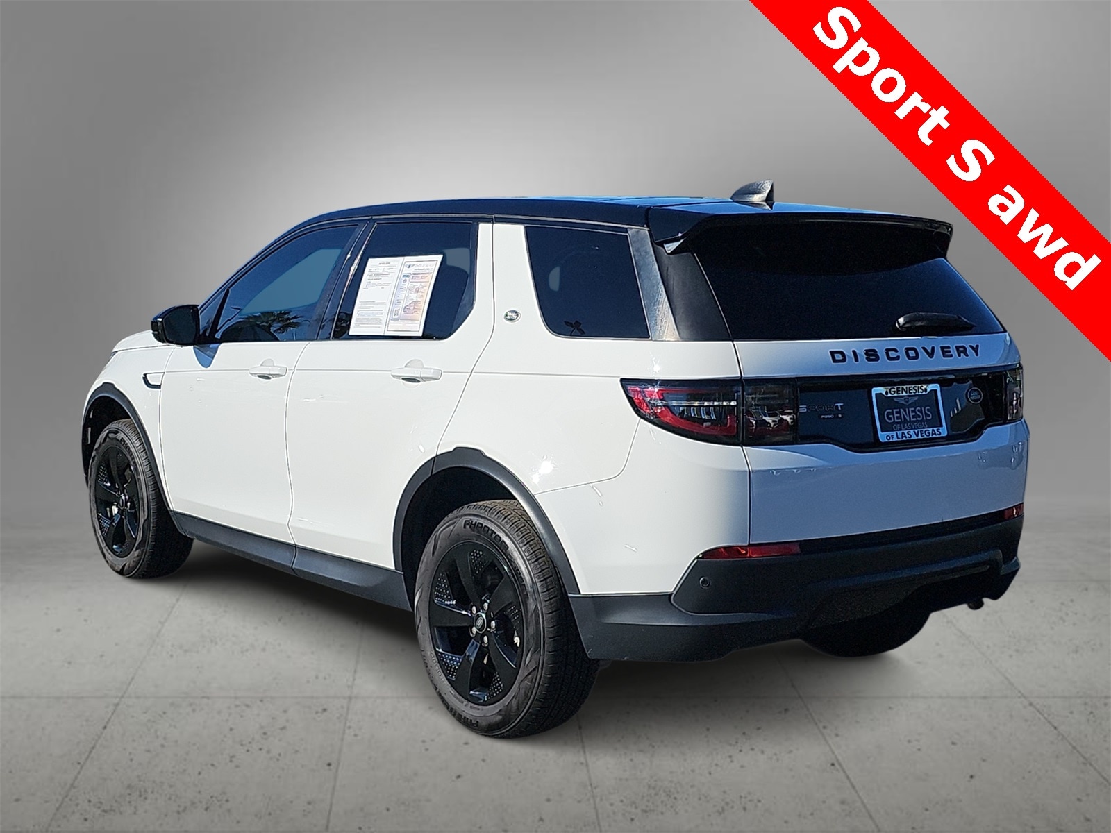 Thumbnail: 2020 Land Rover Discovery Sport - 6