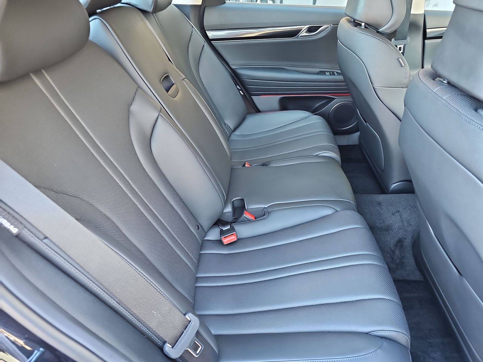 Thumbnail: 2026 Genesis G80 - 17