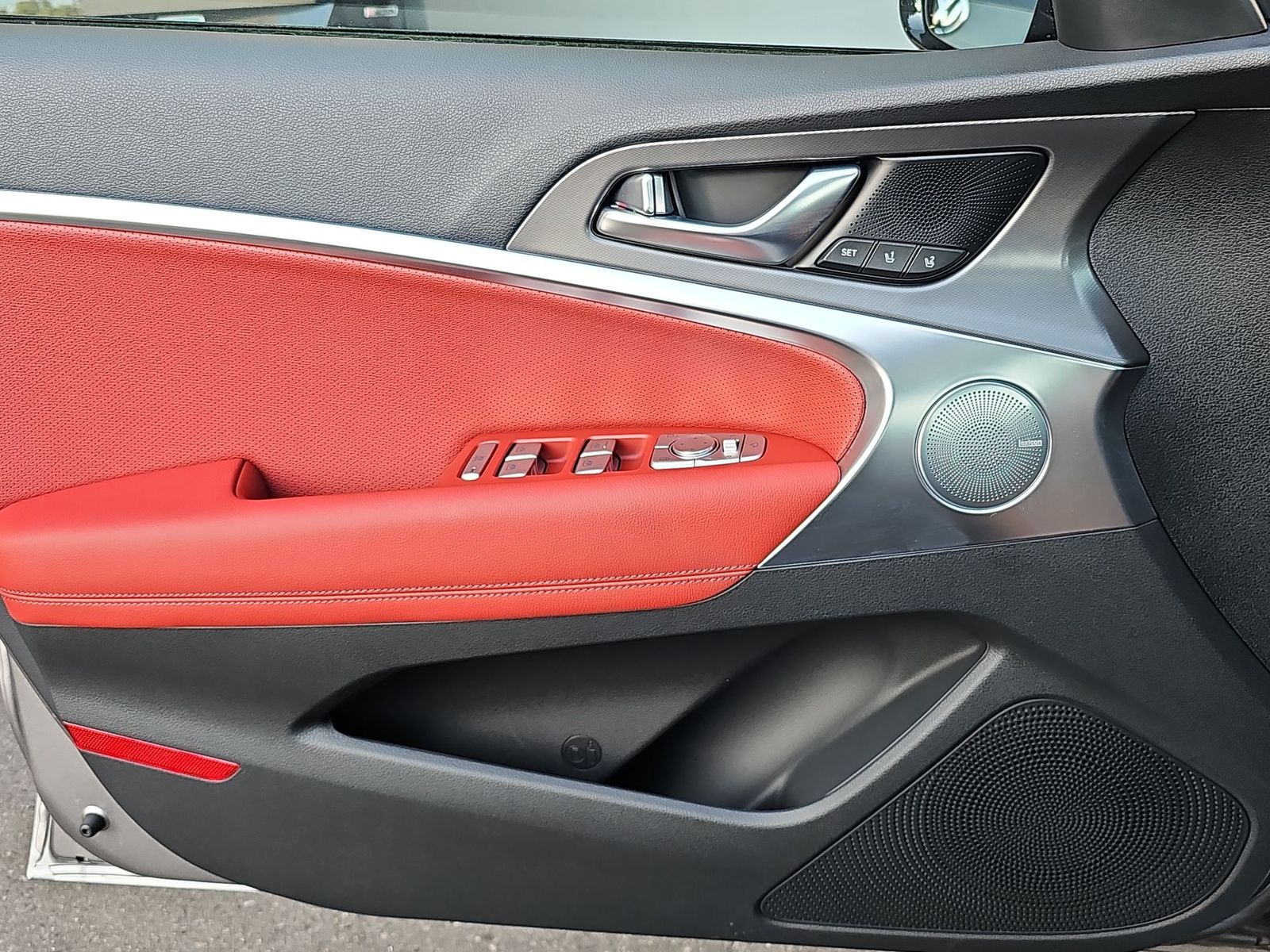 Thumbnail: 2026 Genesis G70 - 28