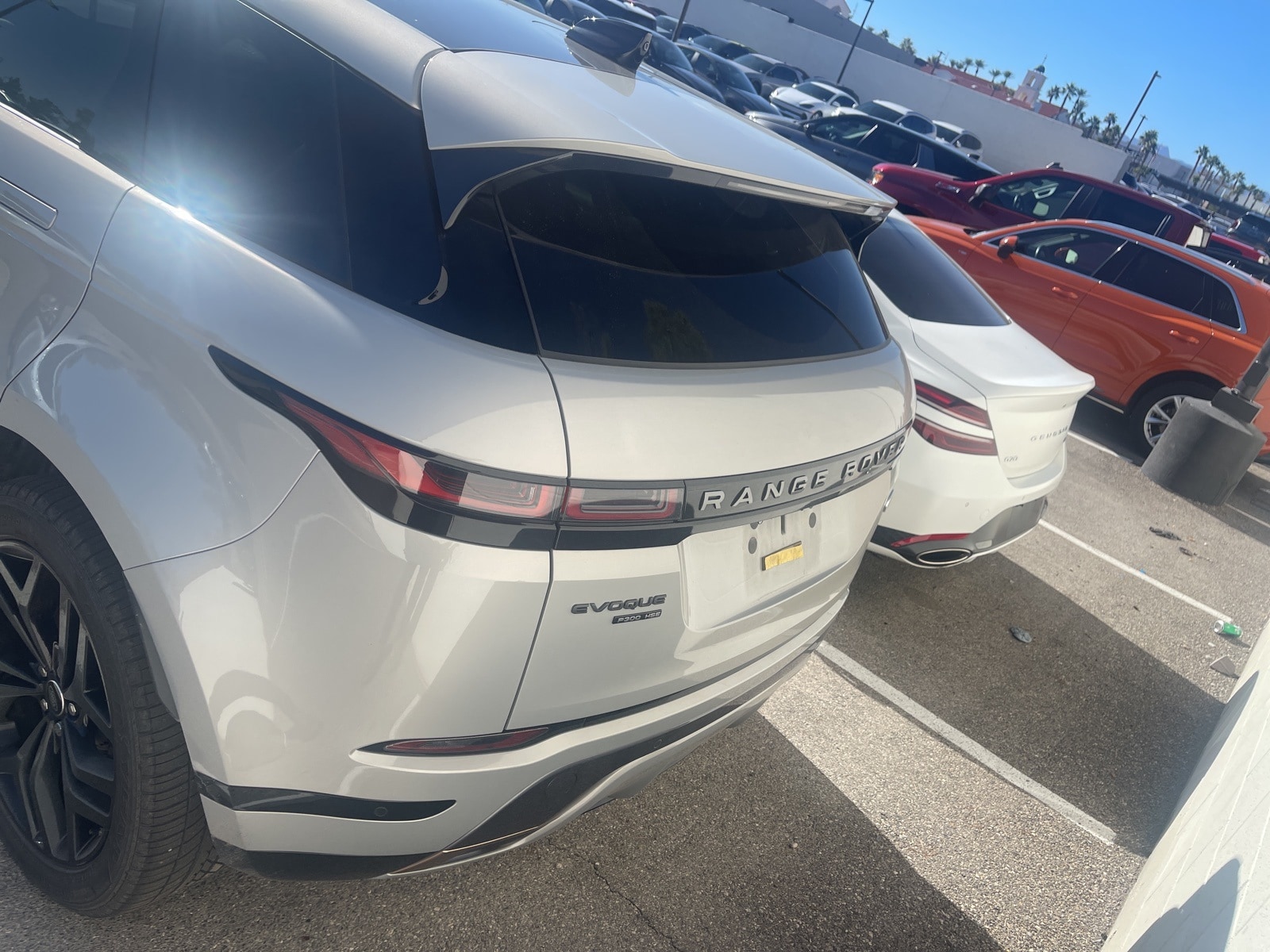 Thumbnail: 2020 Land Rover Range Rover Evoque - 6