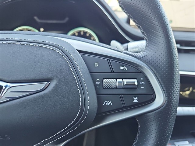 Thumbnail: 2025 Genesis GV70 - 28