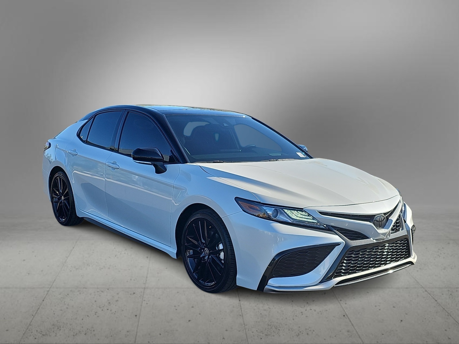 Thumbnail: 2024 Toyota Camry - 3