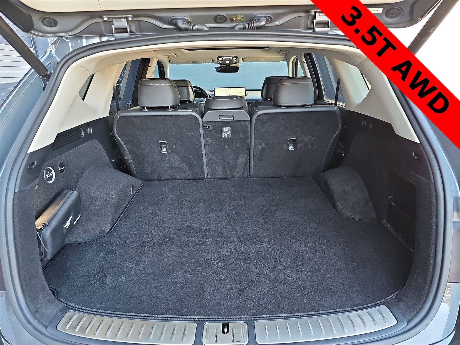 Thumbnail: 2023 Genesis GV80 - 23