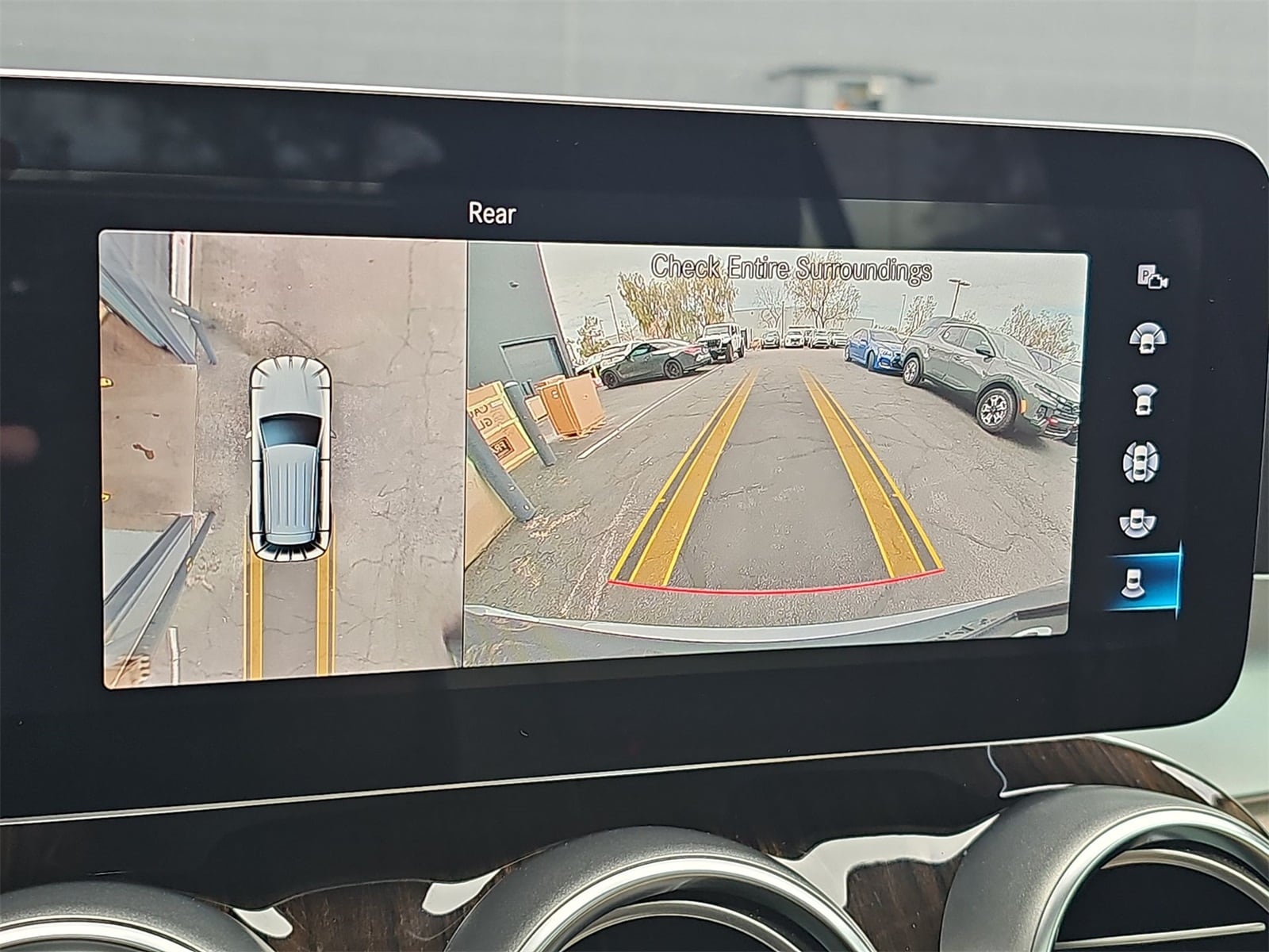 Thumbnail: 2021 Mercedes-Benz GLC - 26