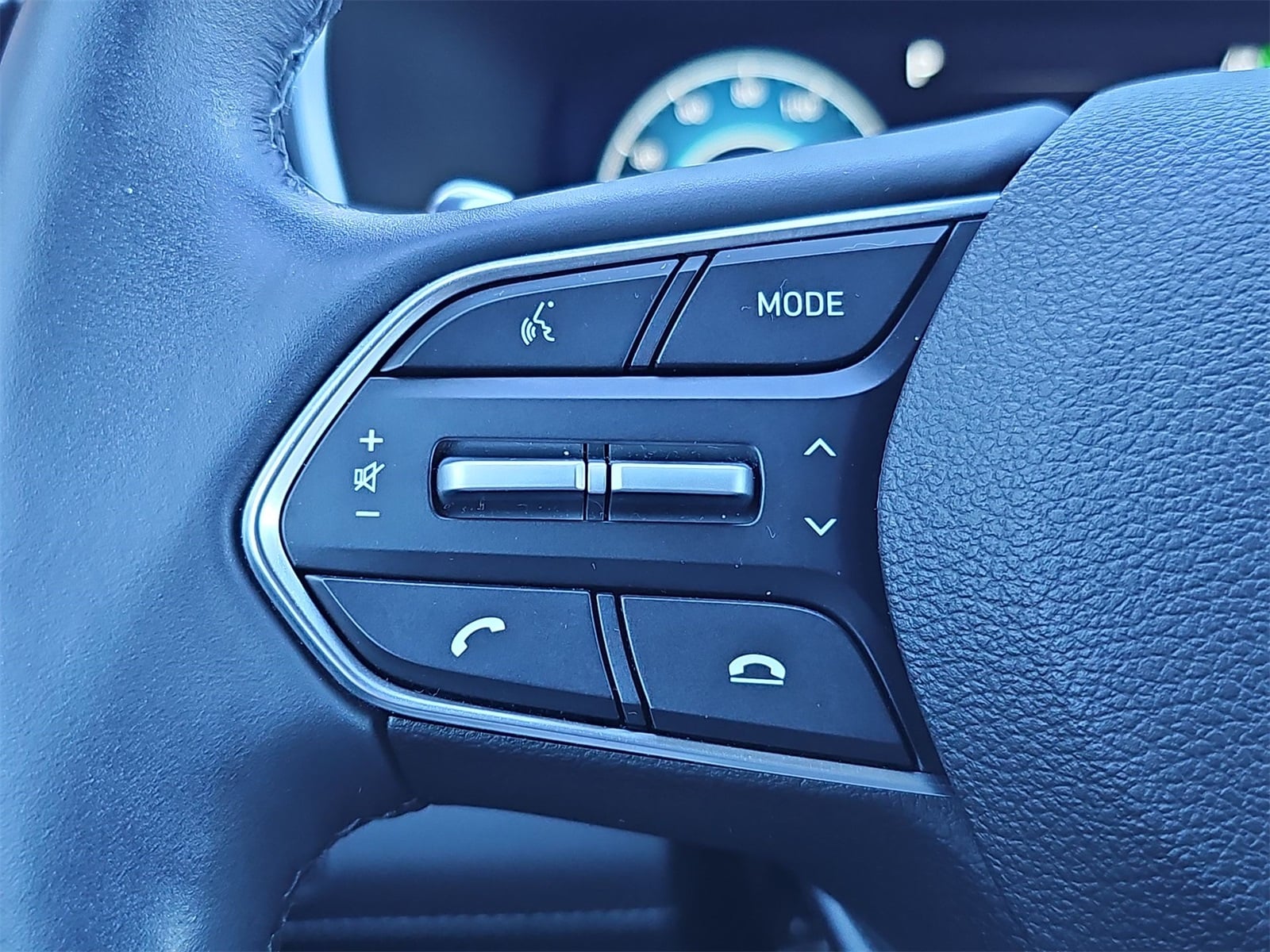 Thumbnail: 2022 Hyundai Santa Fe - 28