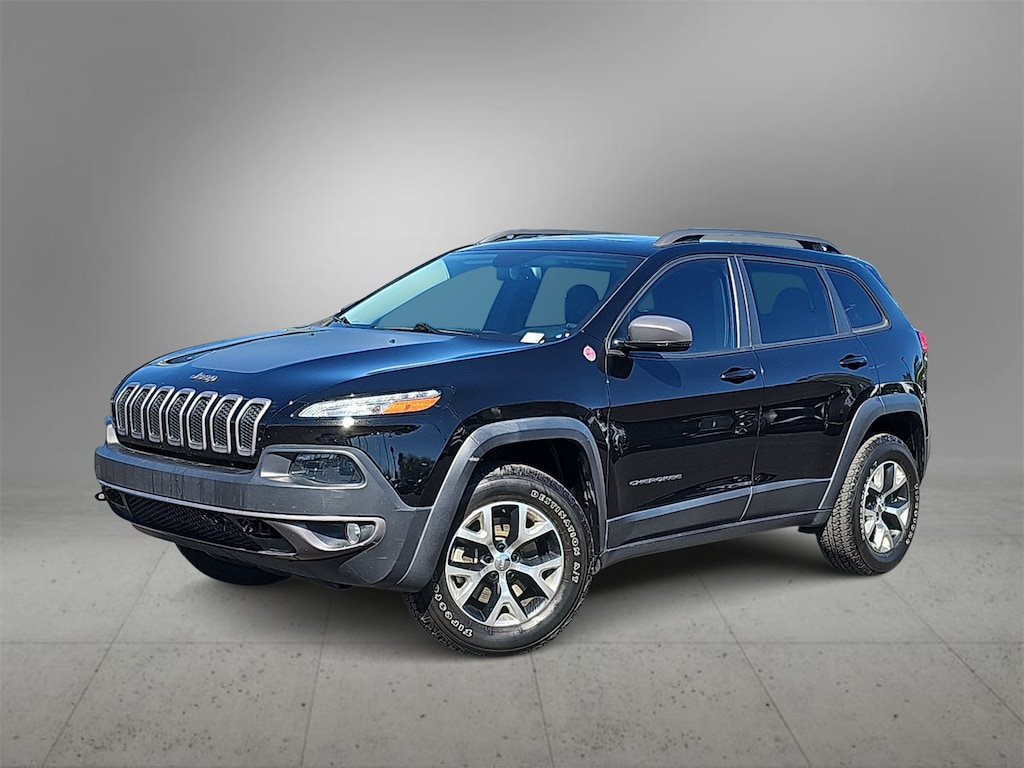 Used 2017 Jeep Cherokee Trailhawk 4x4 SUV