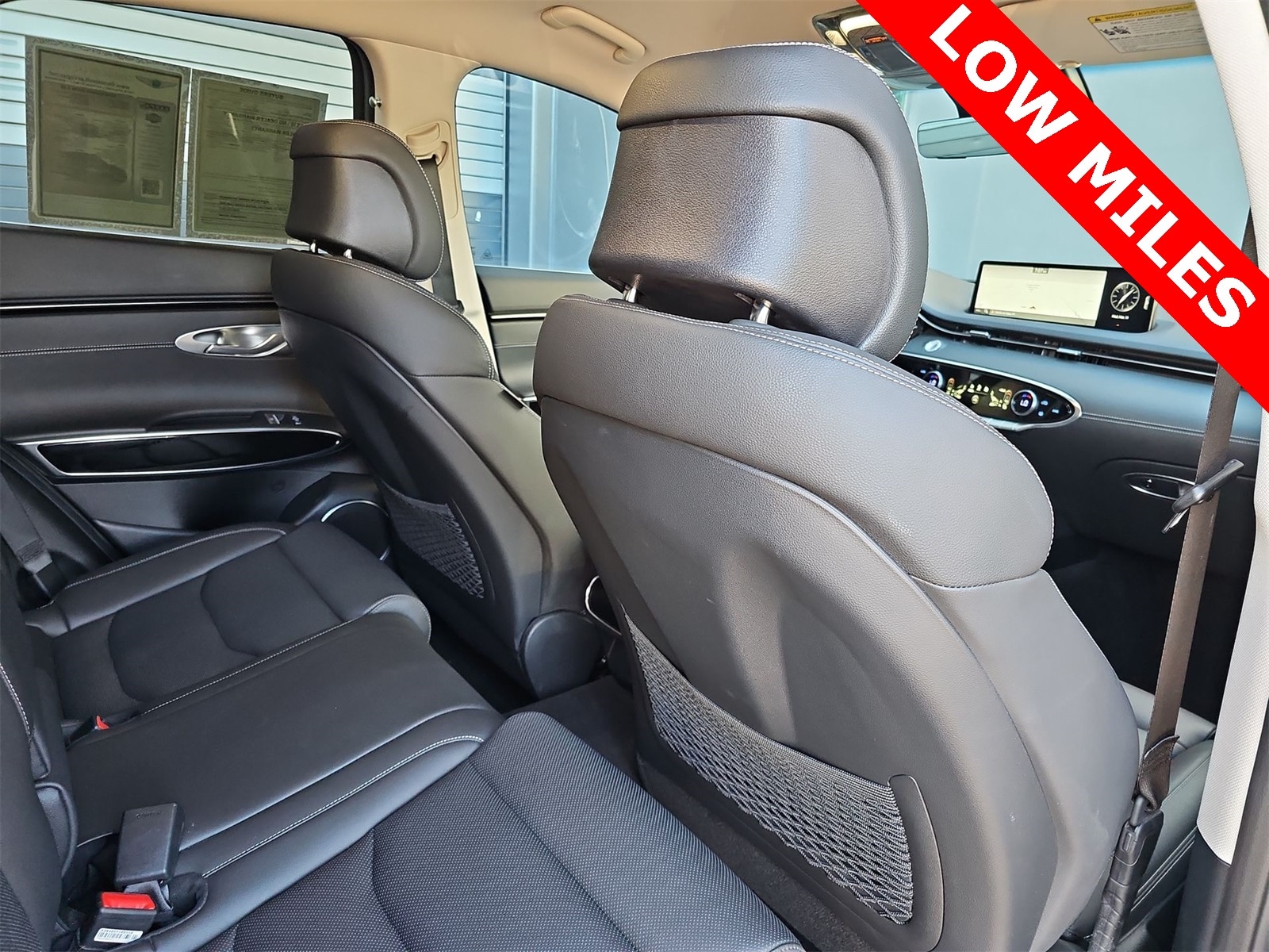 Thumbnail: 2024 Genesis GV70 - 16