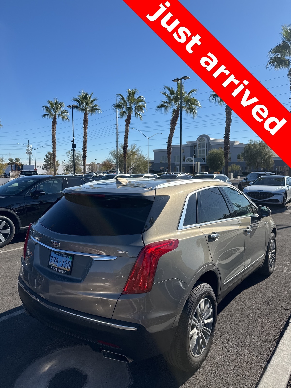 Thumbnail: 2019 Cadillac XT5 - 5