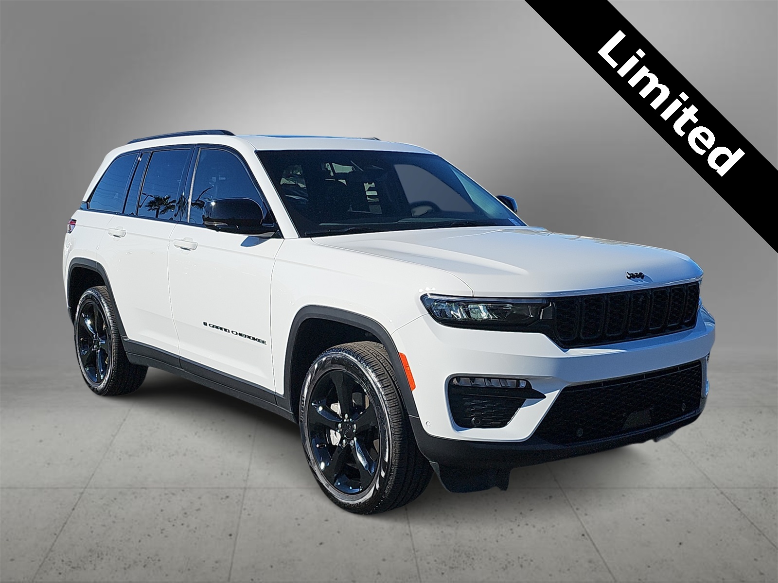 Thumbnail: 2025 Jeep Grand Cherokee - 2