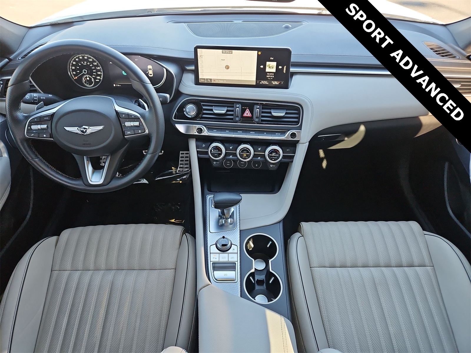 Thumbnail: 2023 Genesis G70 - 14