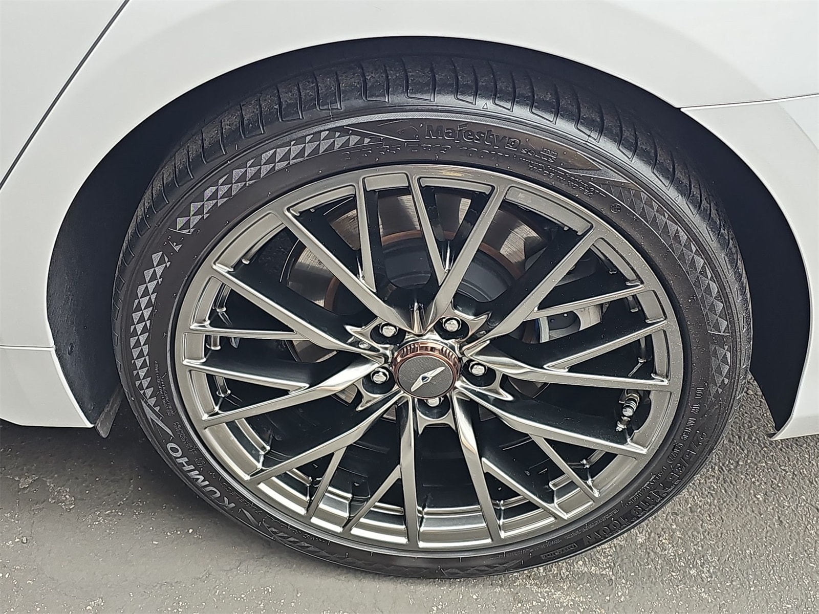 Thumbnail: 2019 Genesis G80 - 12