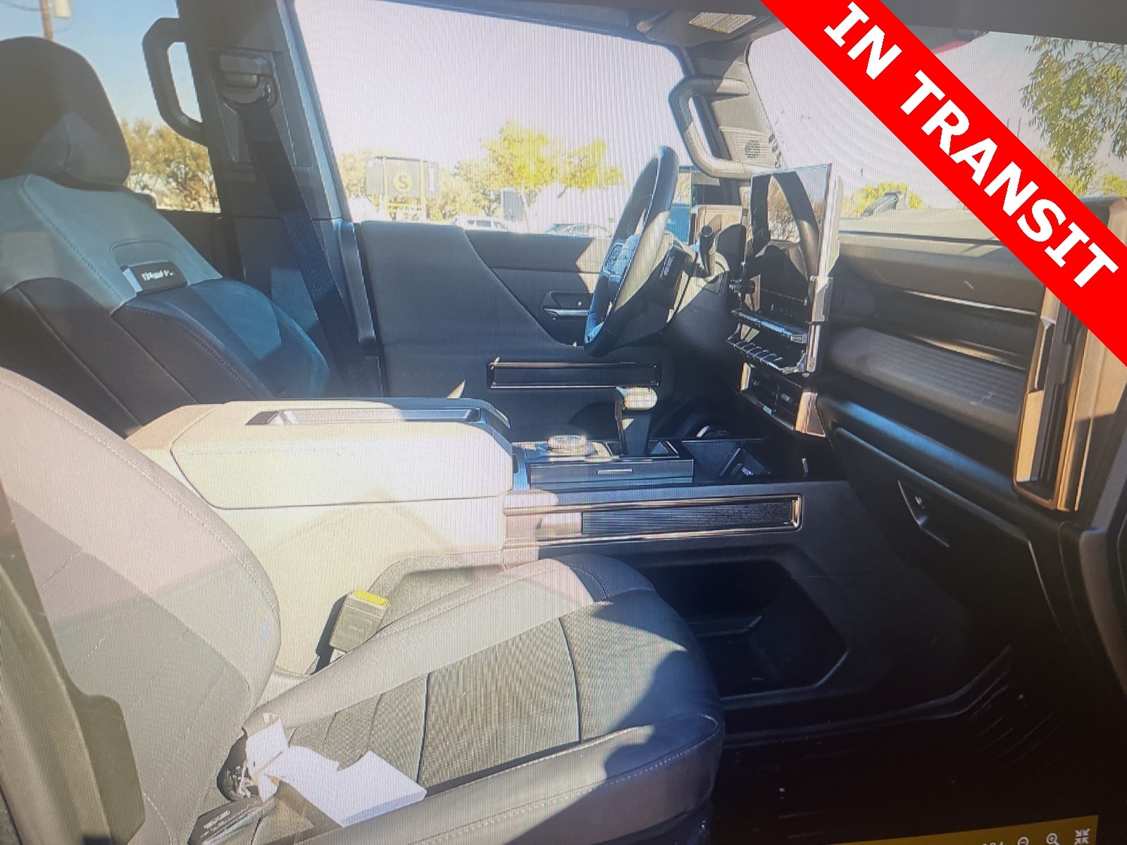 Thumbnail: 2024 GMC Hummer EV - 10