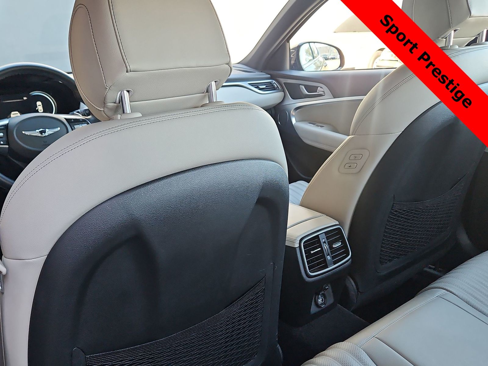 Thumbnail: 2023 Genesis G70 - 16