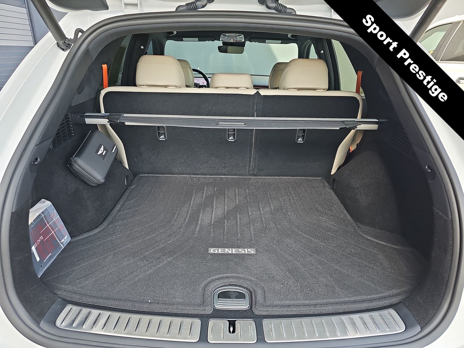 Thumbnail: 2026 Genesis GV70 - 23