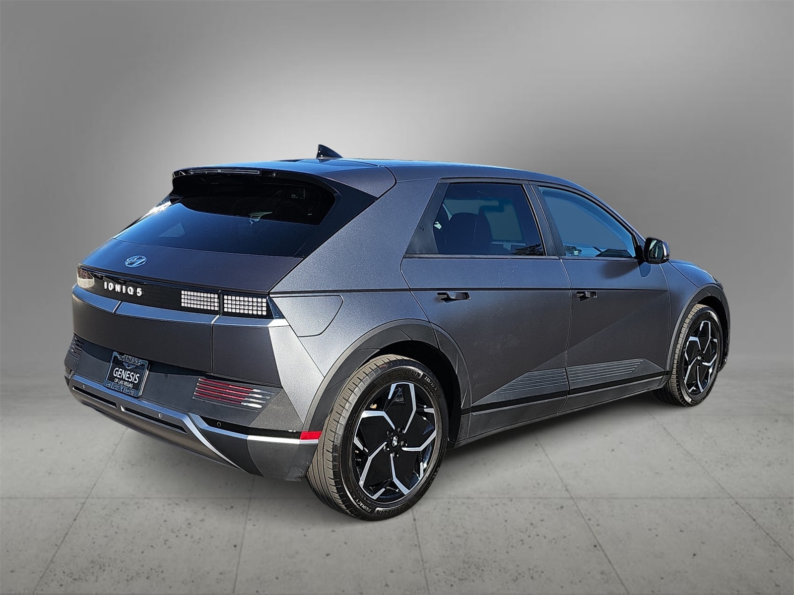 Thumbnail: 2023 Hyundai Ioniq 5 - 8