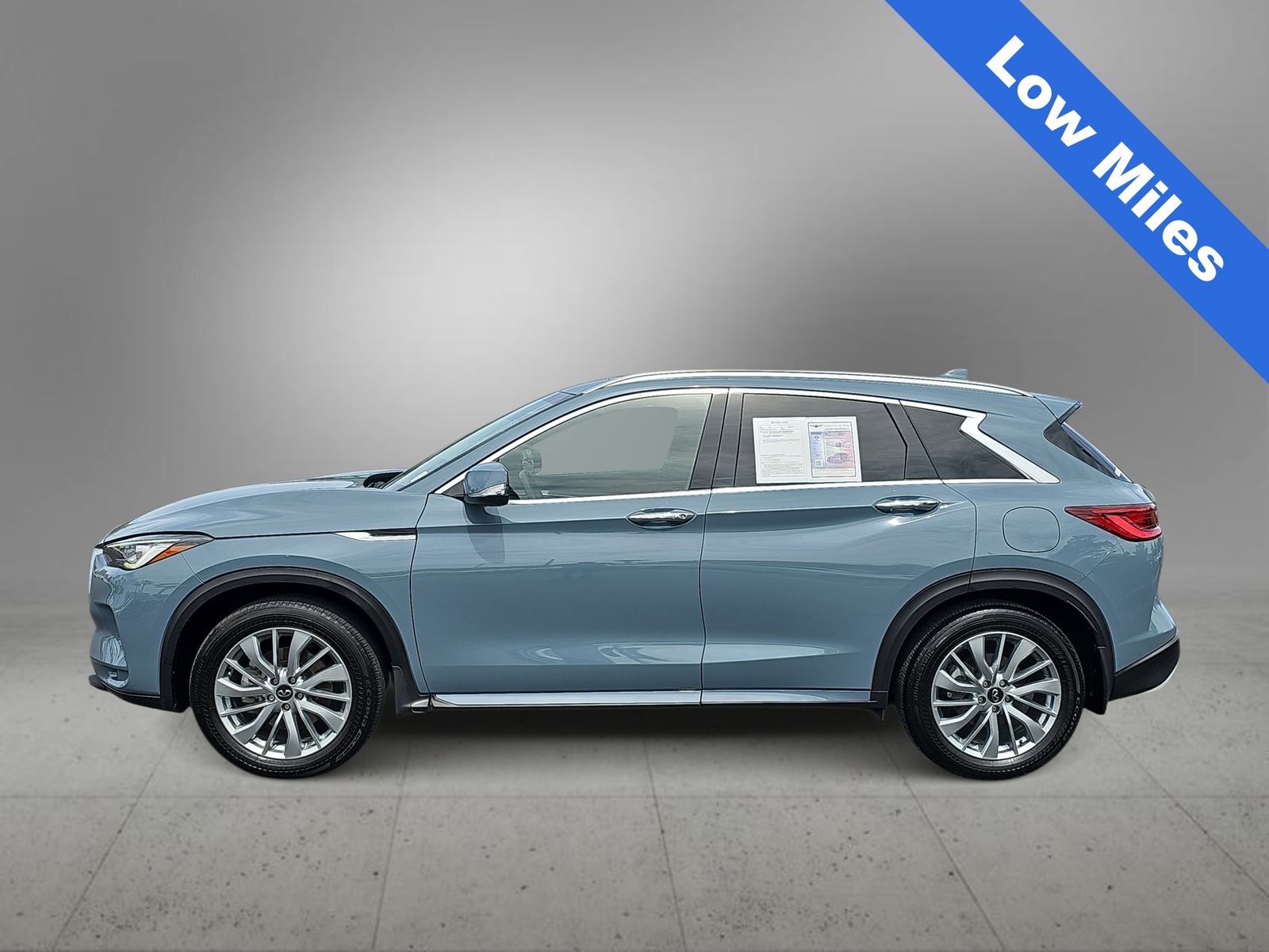 Thumbnail: 2023 INFINITI QX50 - 5