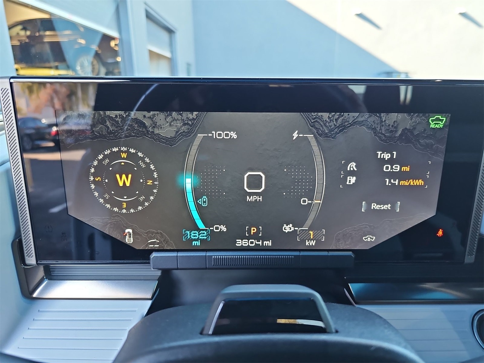 Thumbnail: 2023 GMC Hummer EV - 22