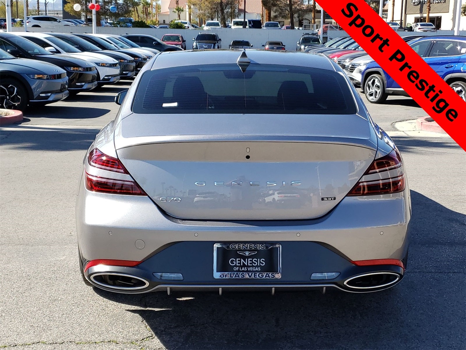 Thumbnail: 2023 Genesis G70 - 13