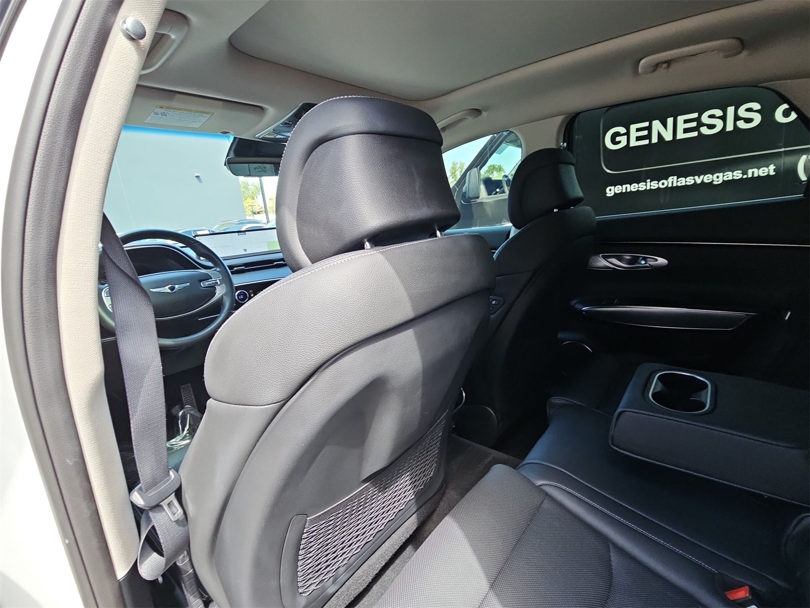 Thumbnail: 2022 Genesis GV70 - 15