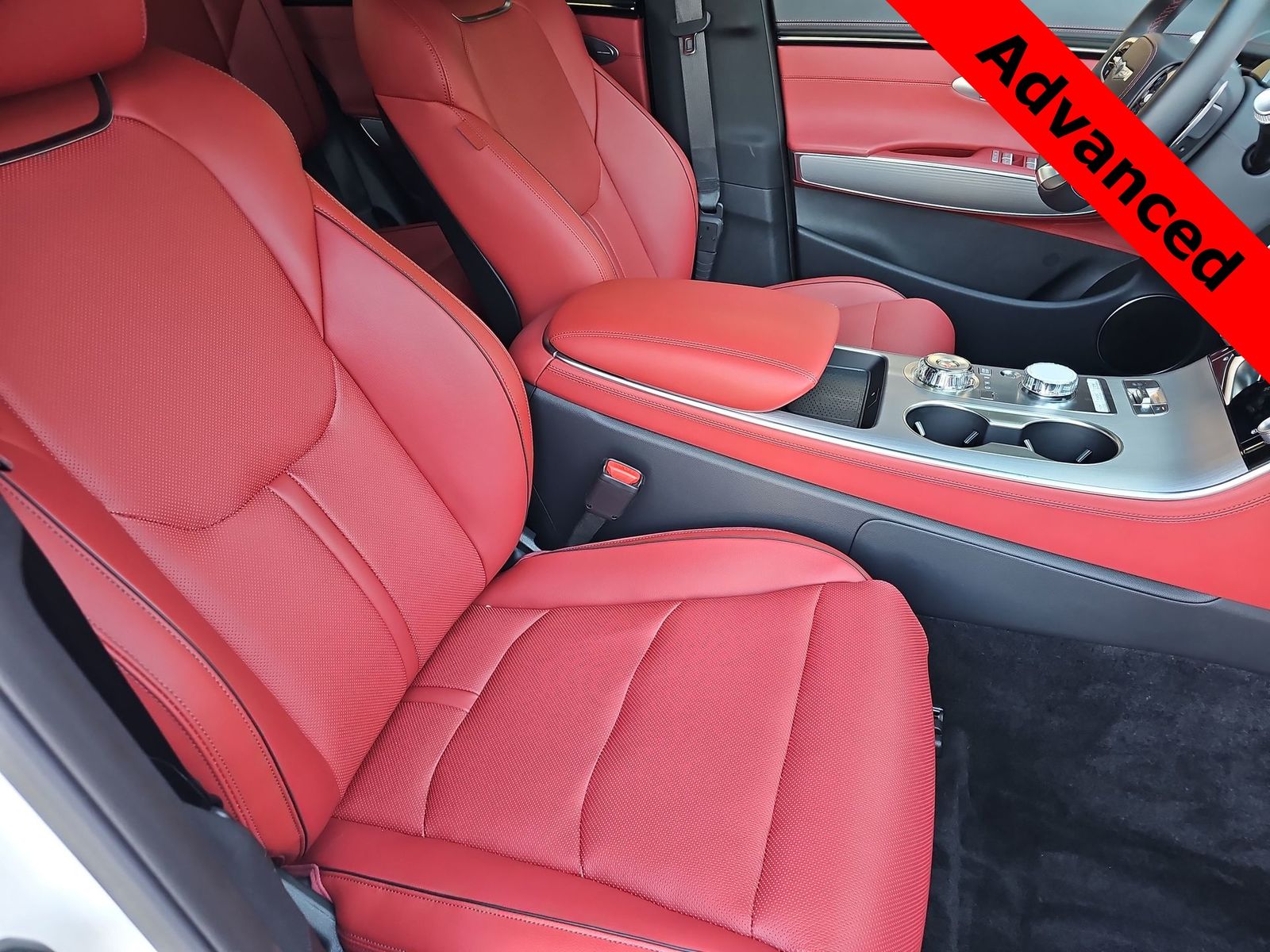 Thumbnail: 2026 Genesis GV70 - 18