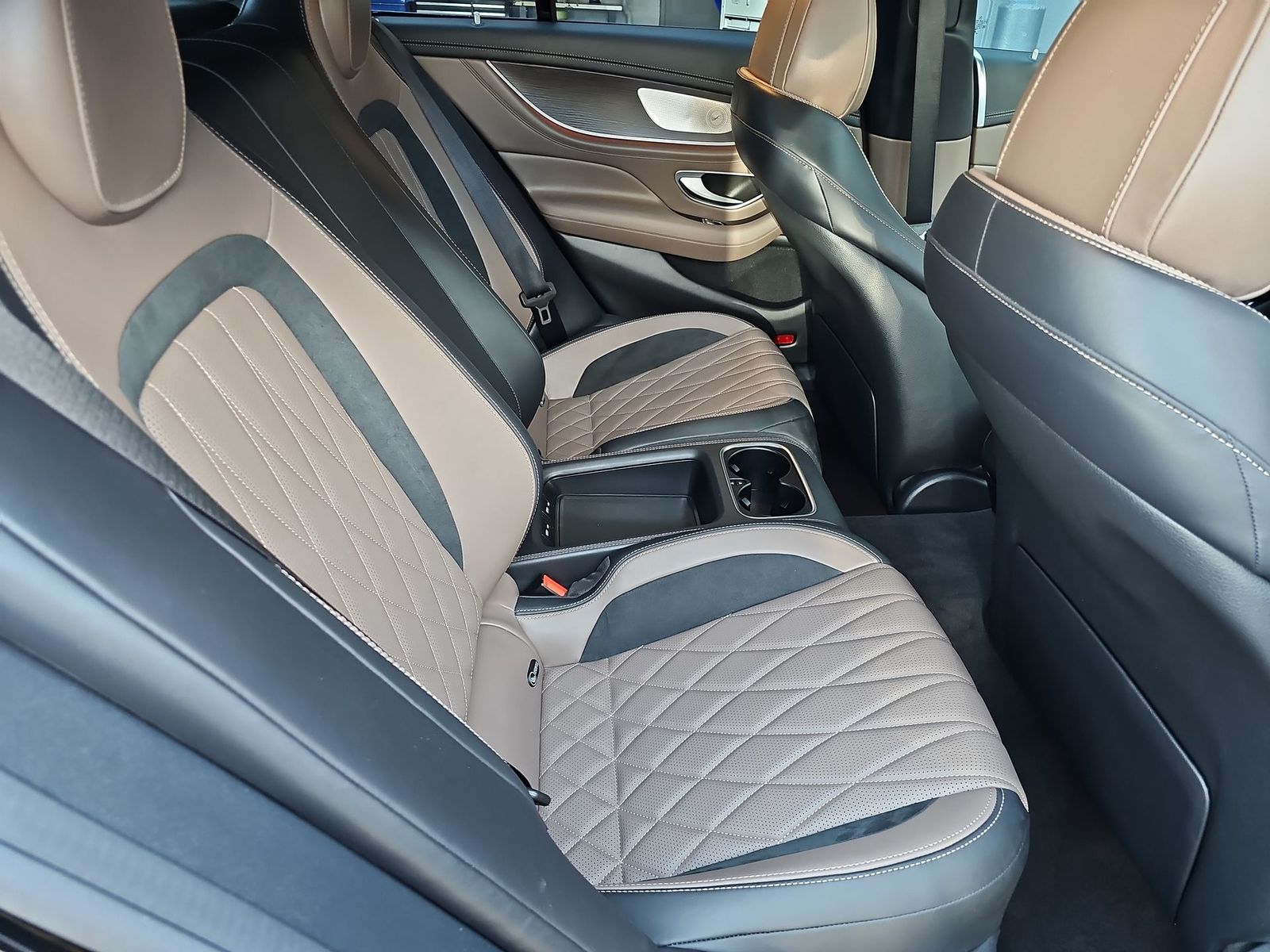 Thumbnail: 2023 Mercedes-Benz AMG GT - 17