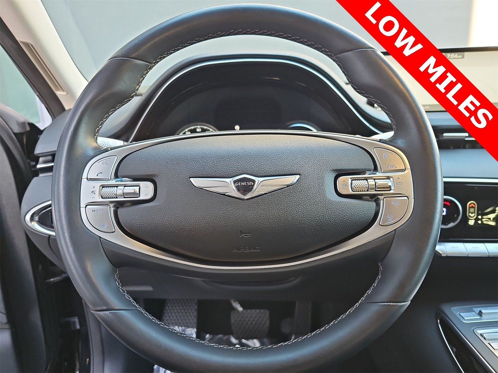 Thumbnail: 2024 Genesis GV70 - 19