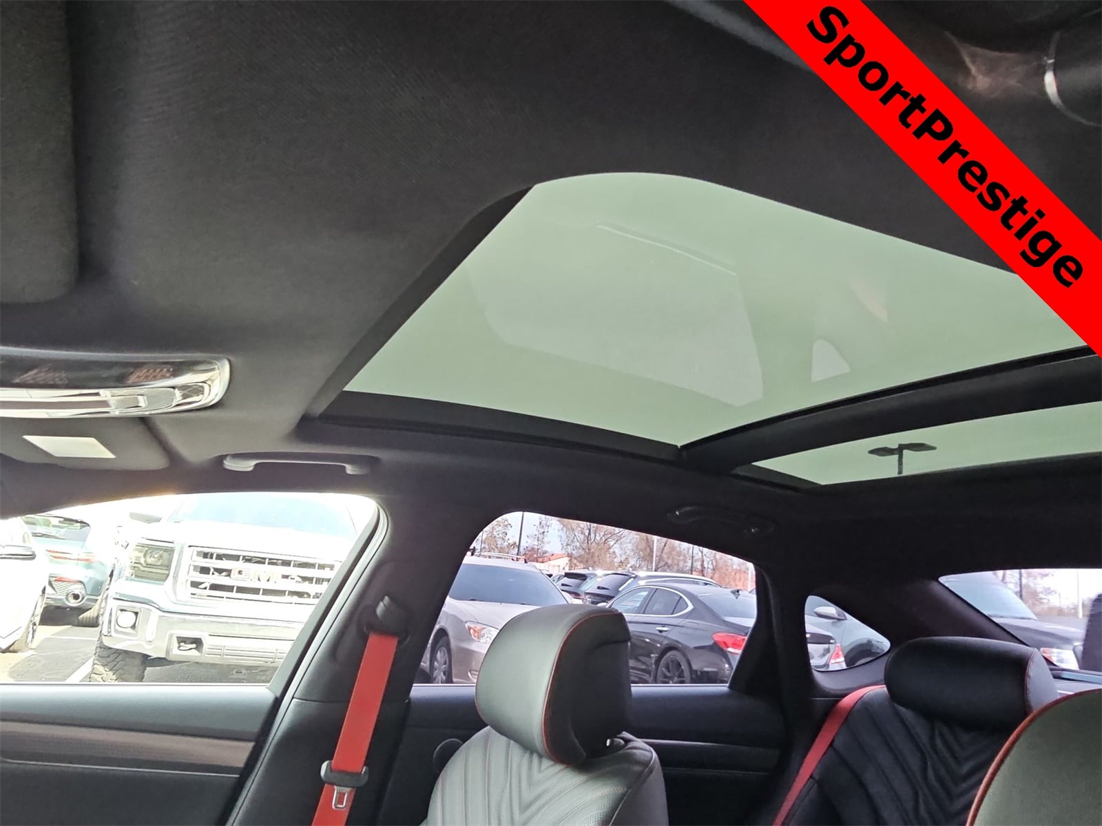 Thumbnail: 2025 Genesis G80 - 29