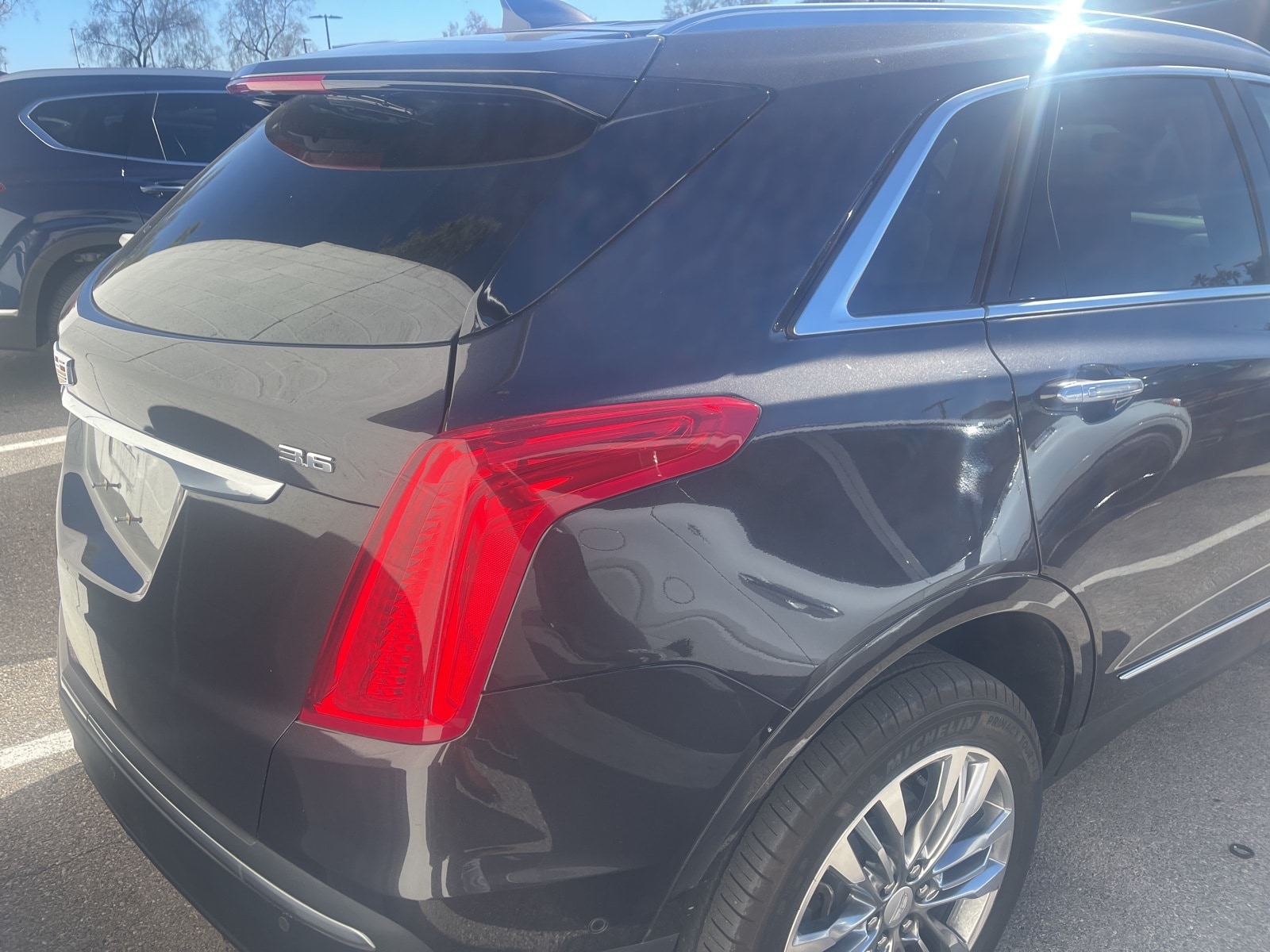 Thumbnail: 2017 Cadillac XT5 - 9