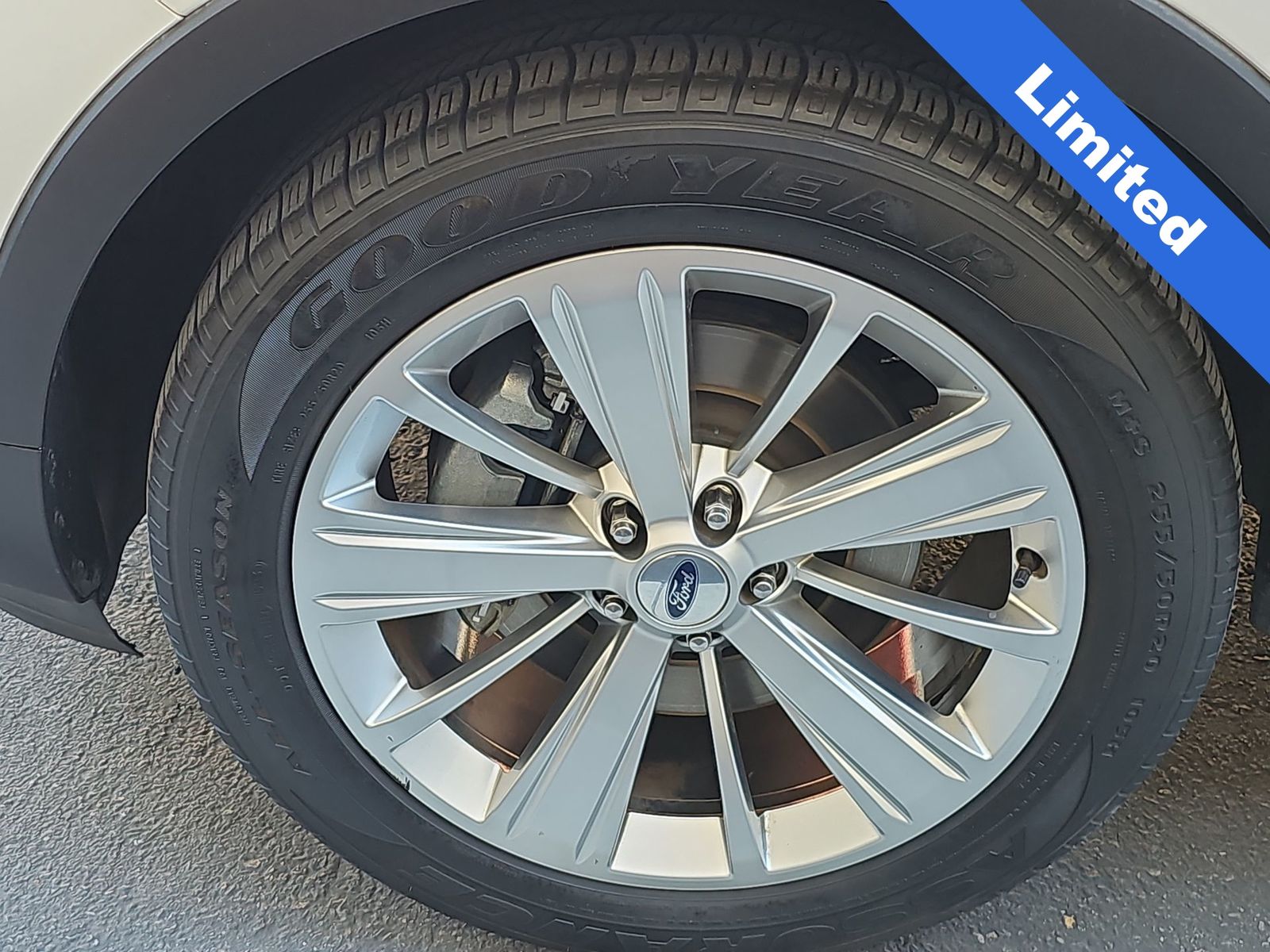 Thumbnail: 2019 Ford Explorer - 11