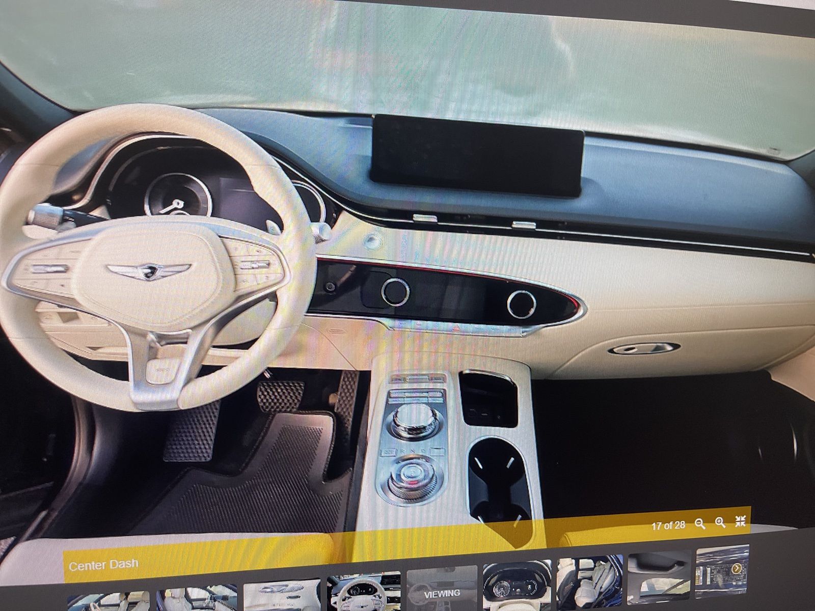 Thumbnail: 2025 Genesis GV70 - 13