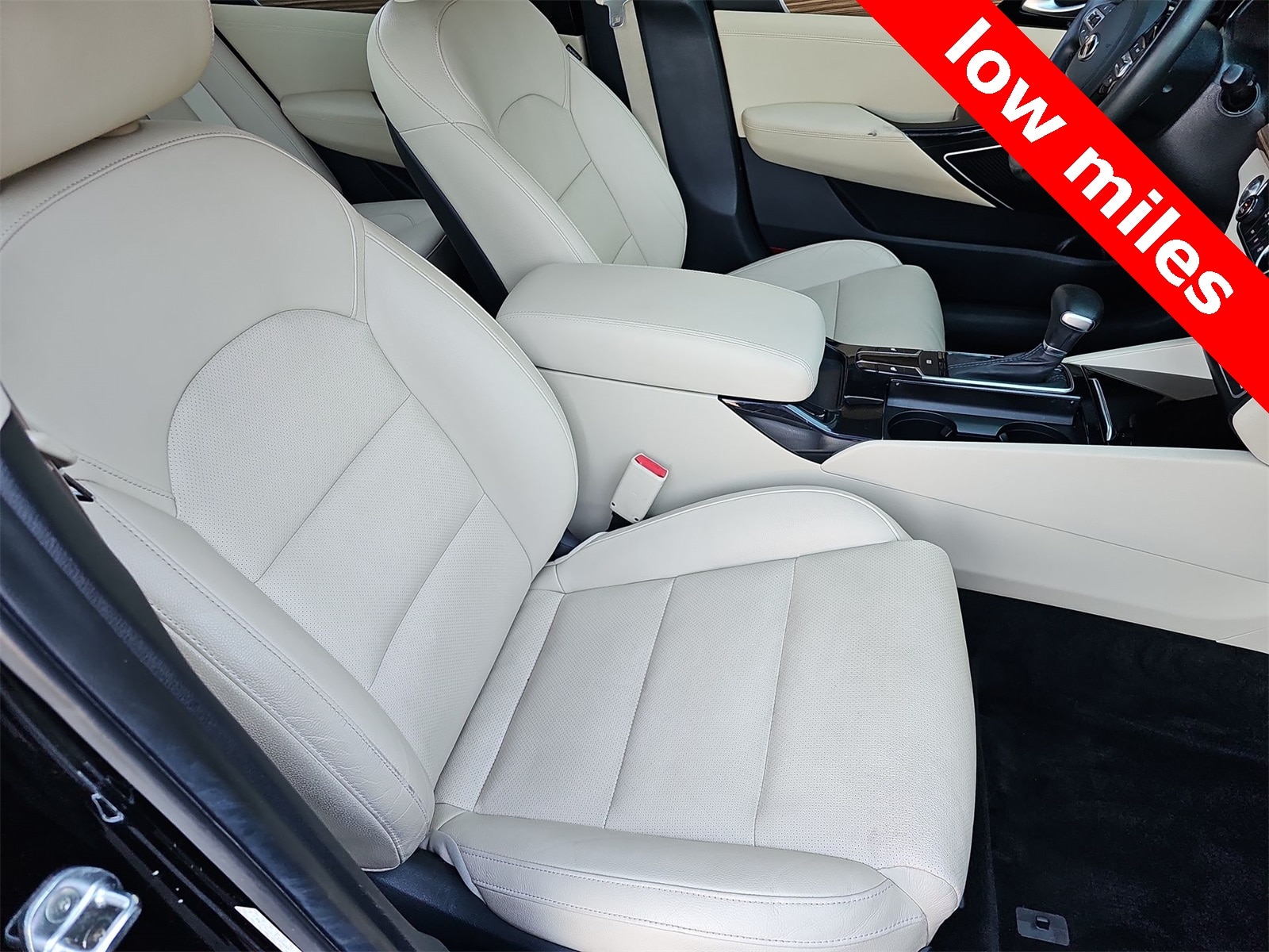 Thumbnail: 2019 Kia Cadenza - 18