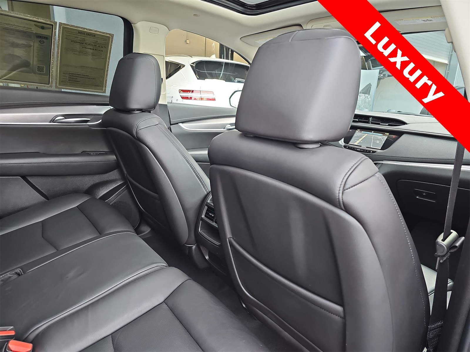 Thumbnail: 2019 Cadillac XT5 - 16