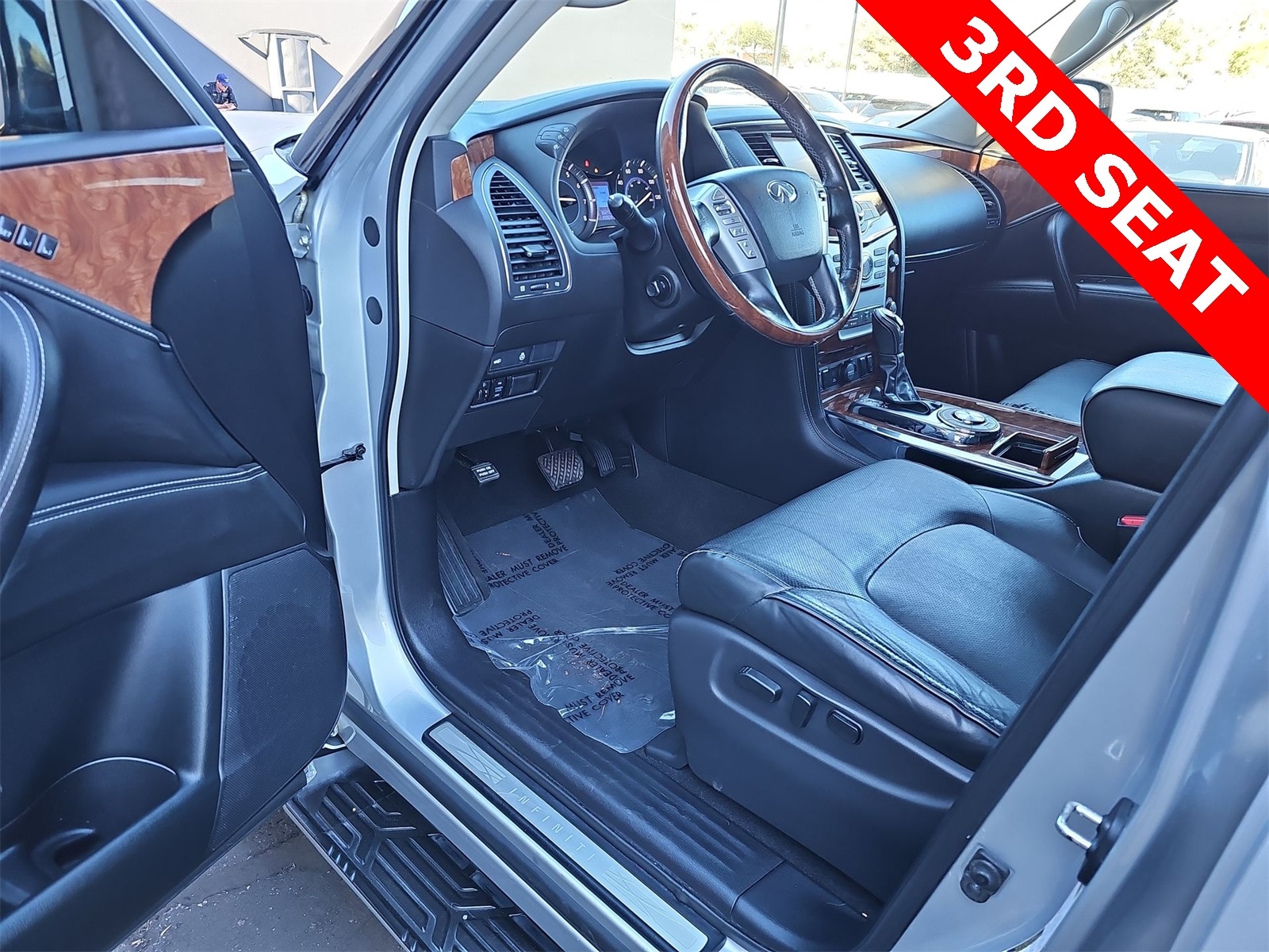 Thumbnail: 2019 INFINITI QX80 - 10