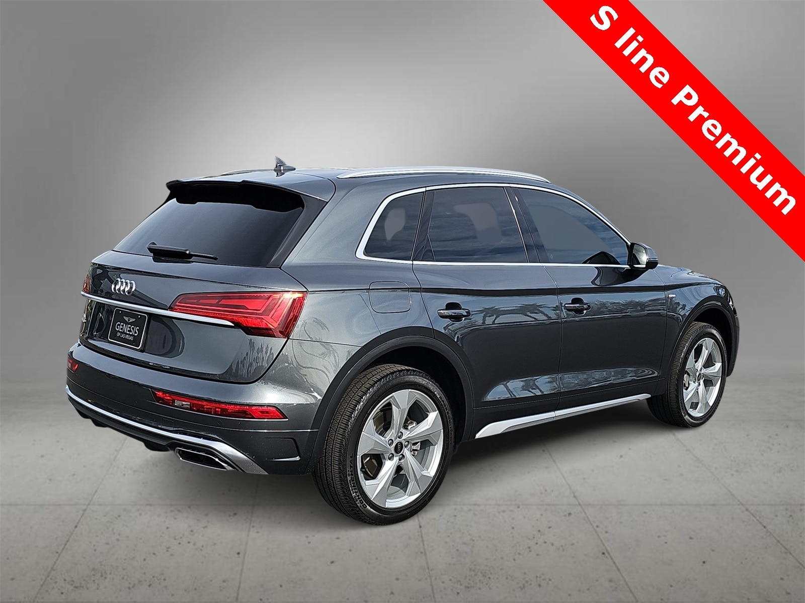 Thumbnail: 2024 Audi Q5 - 8