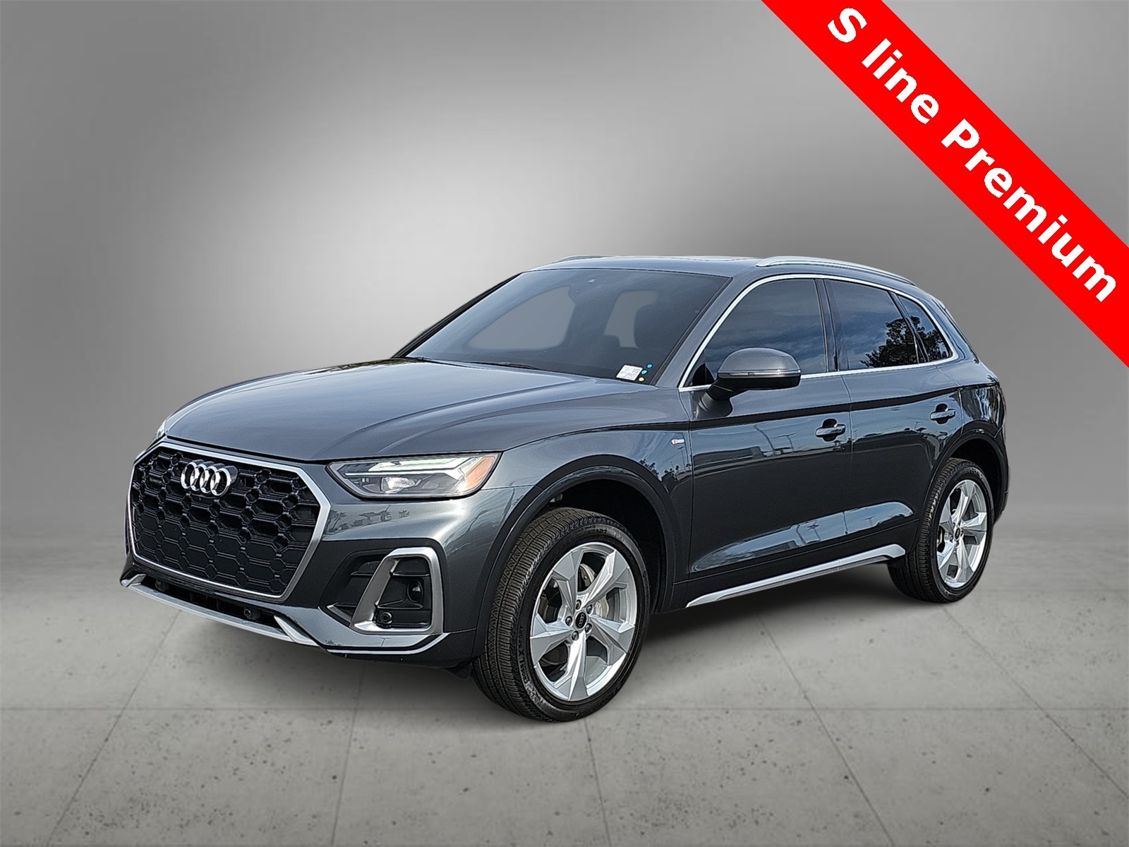 Thumbnail: 2024 Audi Q5 - 4