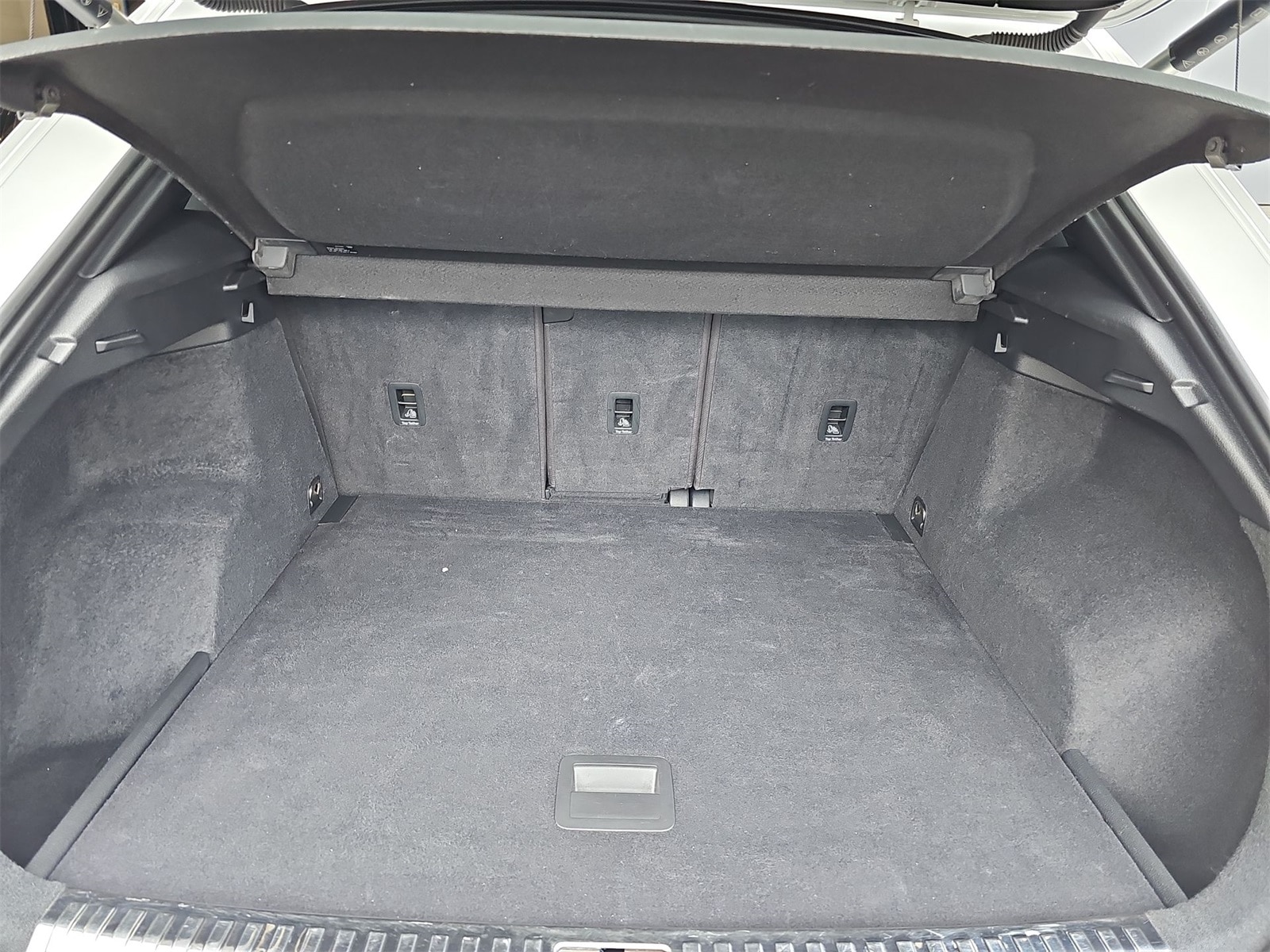 Thumbnail: 2021 Audi Q3 - 23