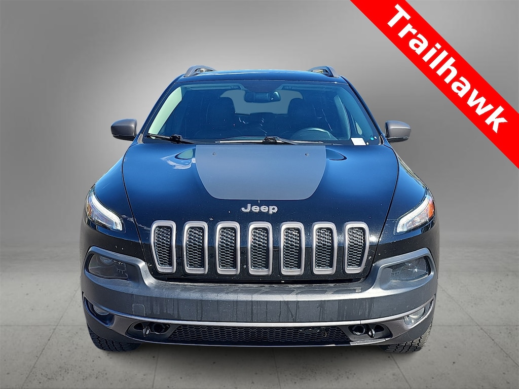Used 2017 Jeep Cherokee Trailhawk 4x4 SUV
