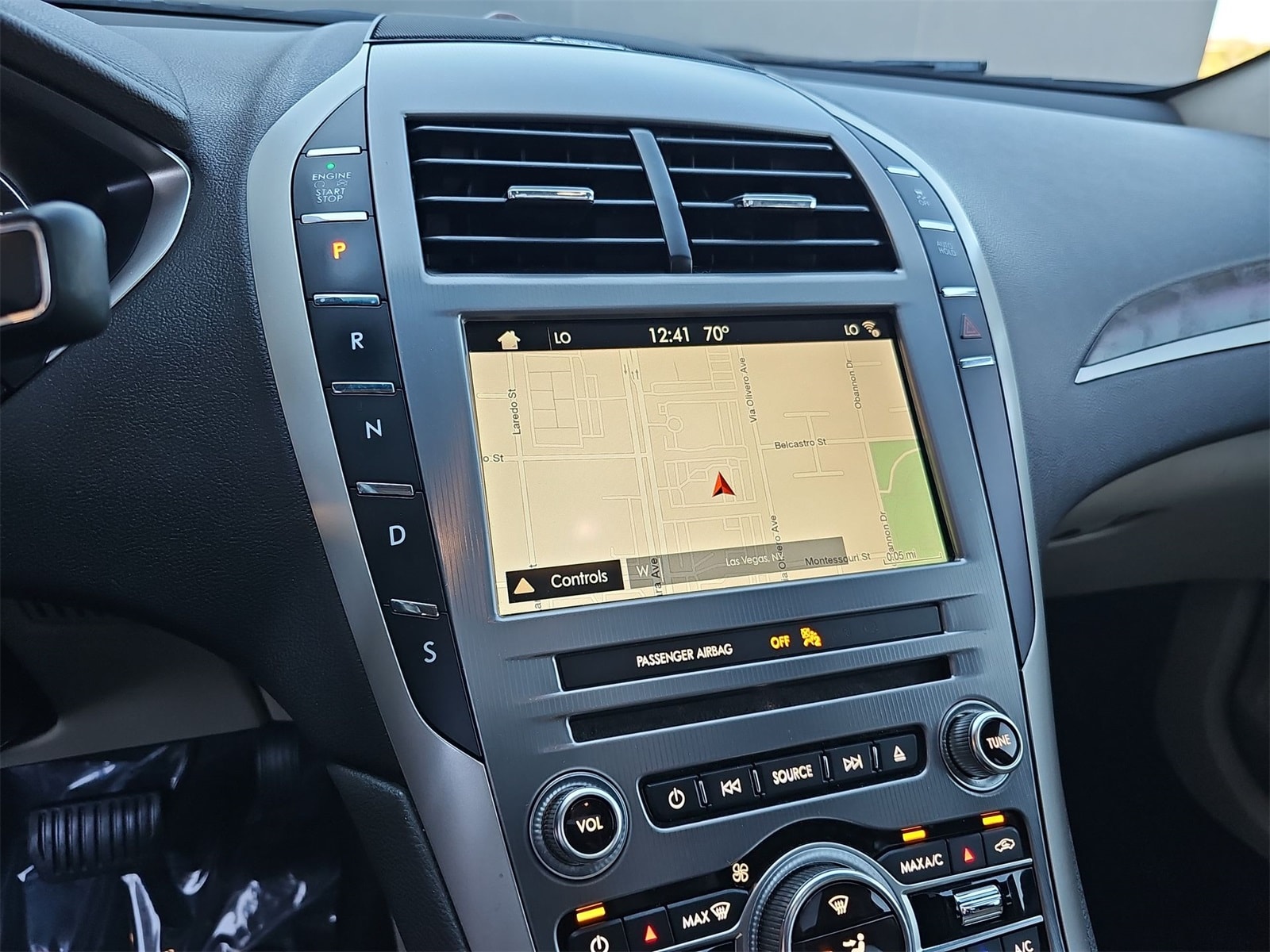 Thumbnail: 2018 Lincoln MKZ - 19