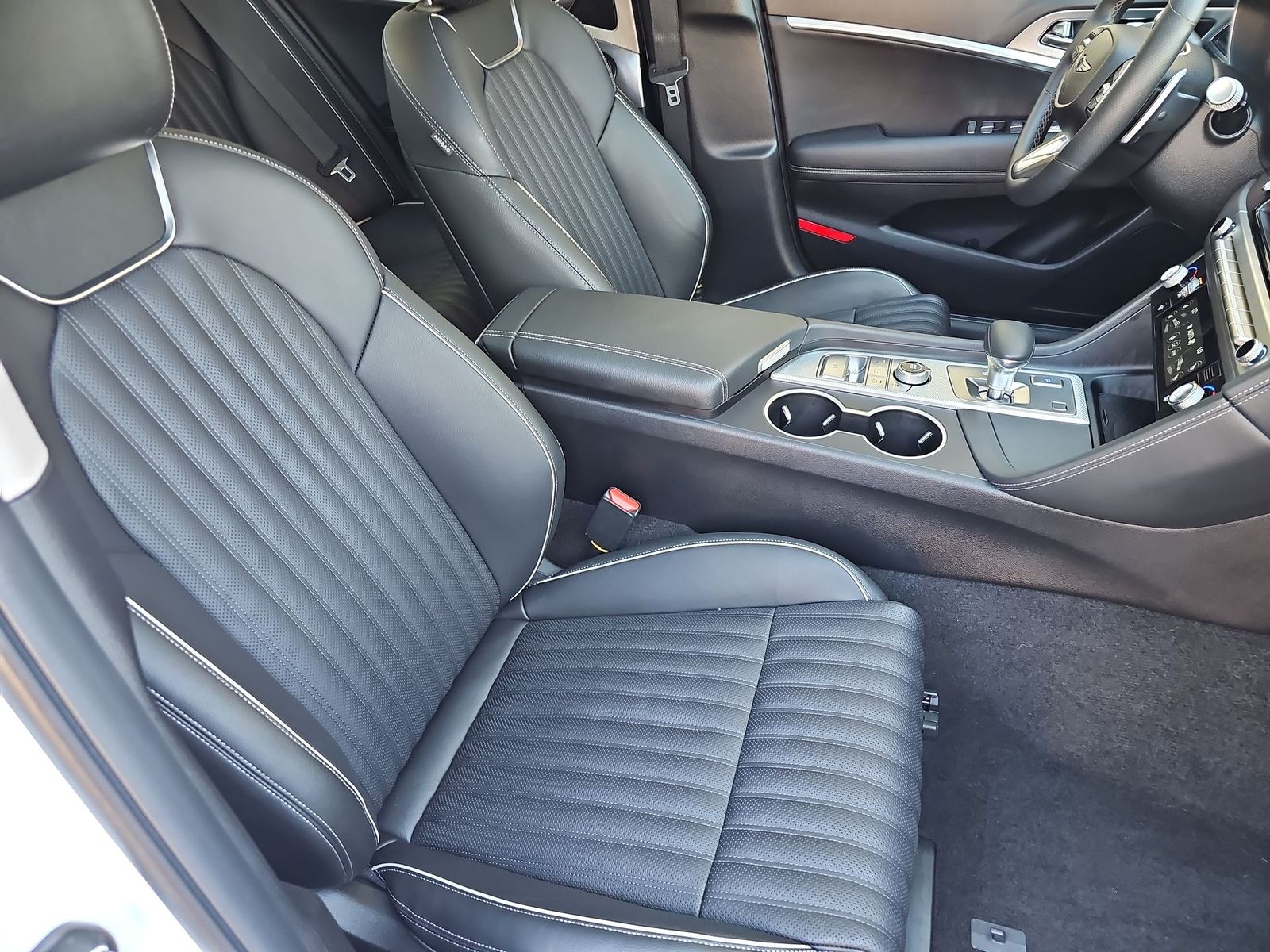Thumbnail: 2026 Genesis G70 - 18