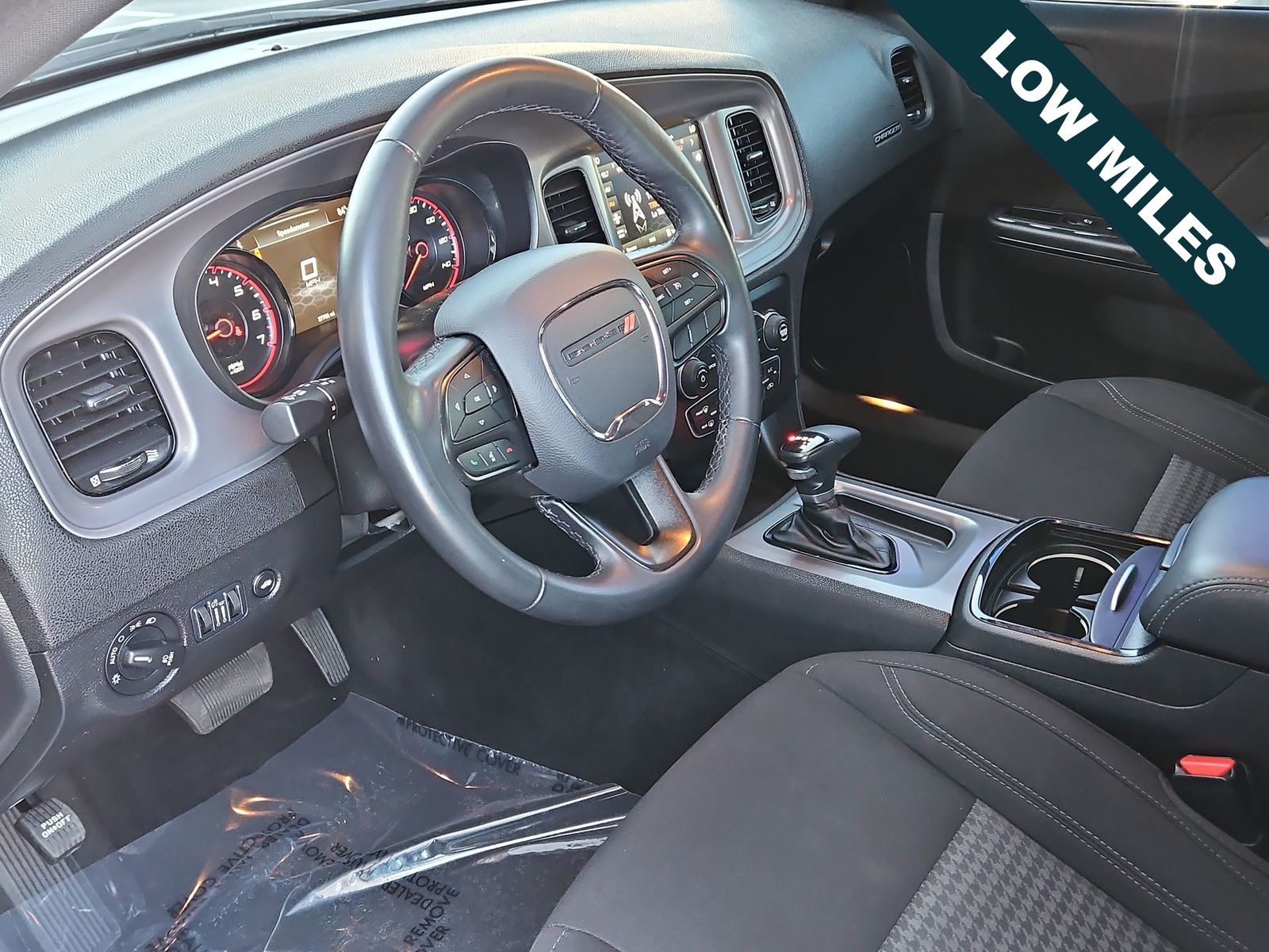 Thumbnail: 2023 Dodge Charger - 10