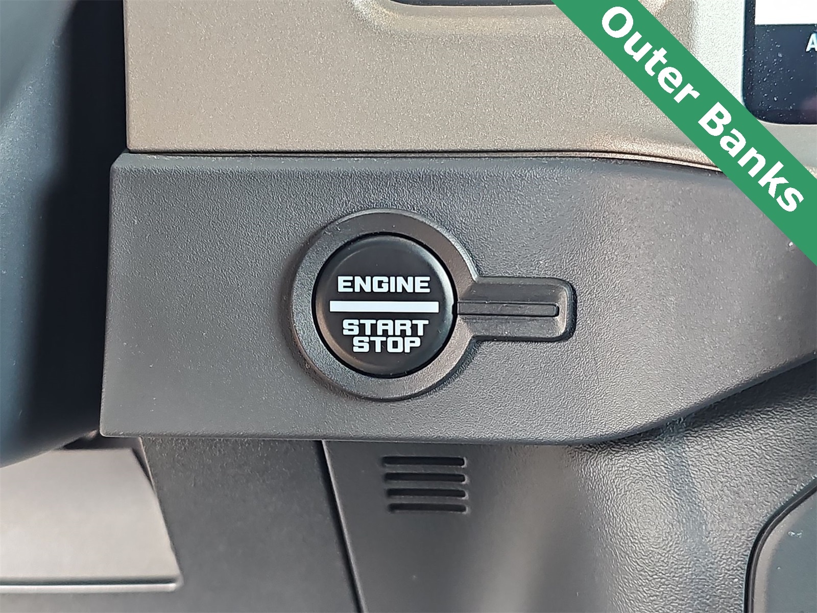 Thumbnail: 2025 Ford Bronco - 24