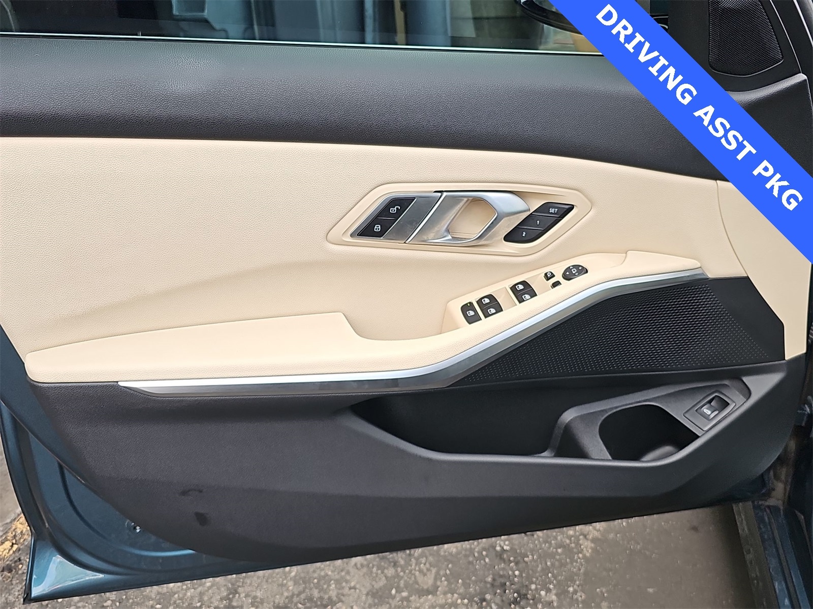 Thumbnail: 2021 BMW 3 Series - 27