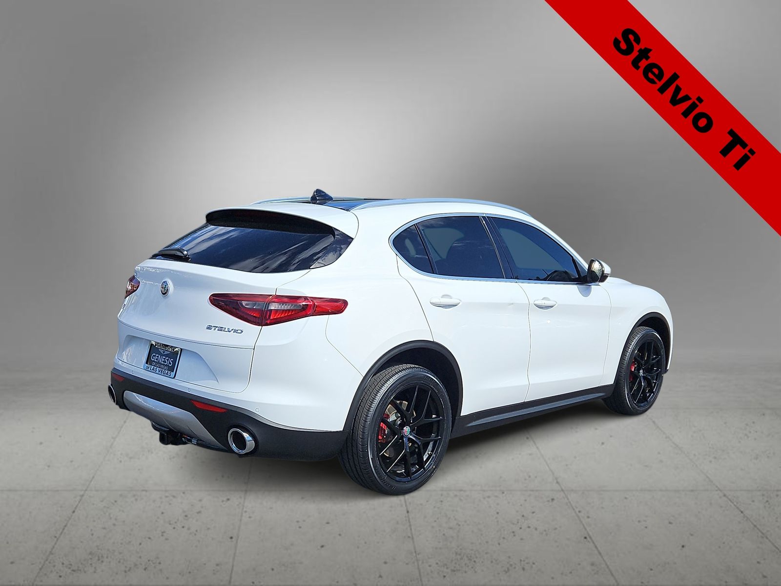Thumbnail: 2019 Alfa Romeo Stelvio - 8