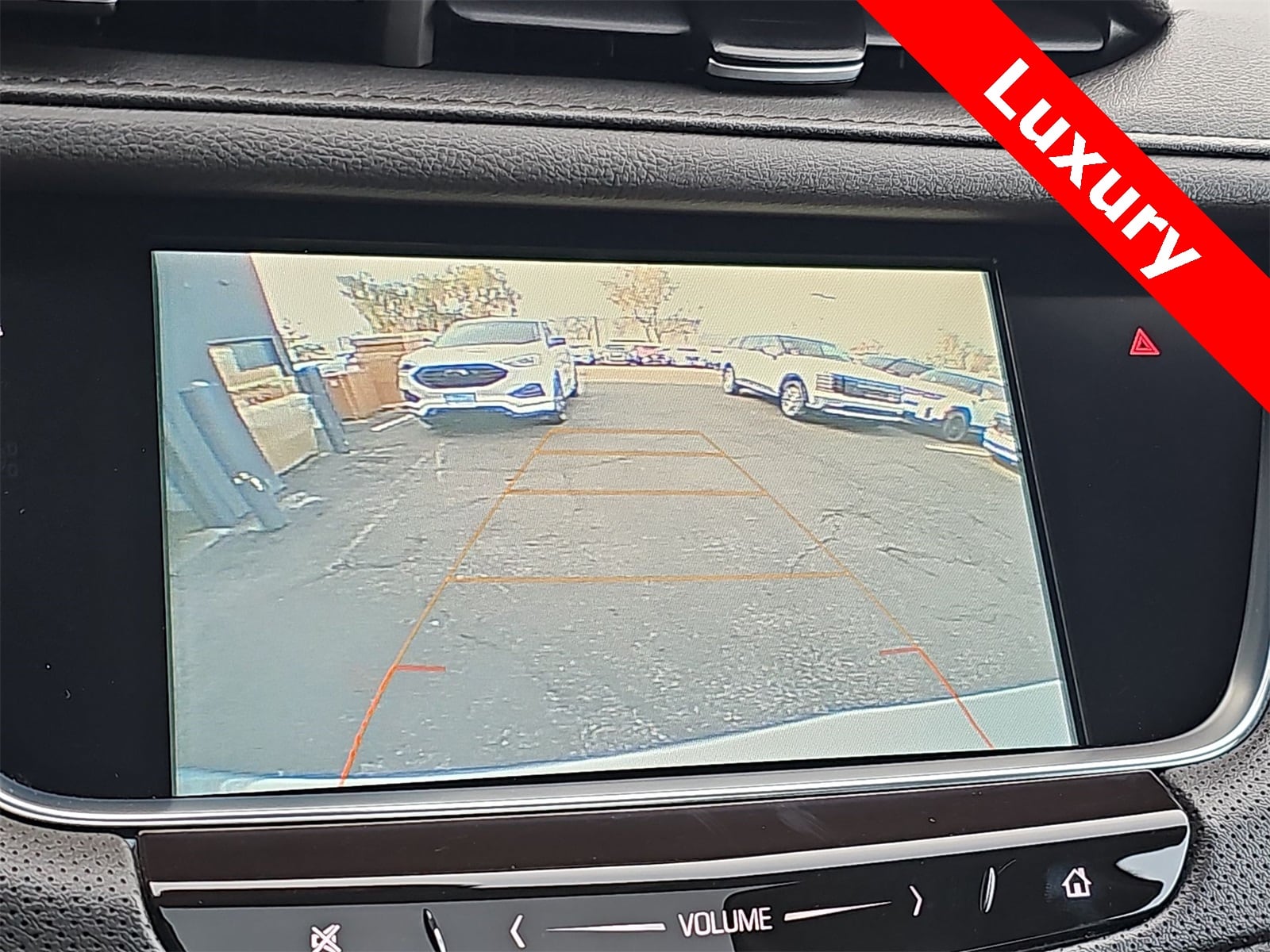 Thumbnail: 2019 Cadillac XT5 - 26